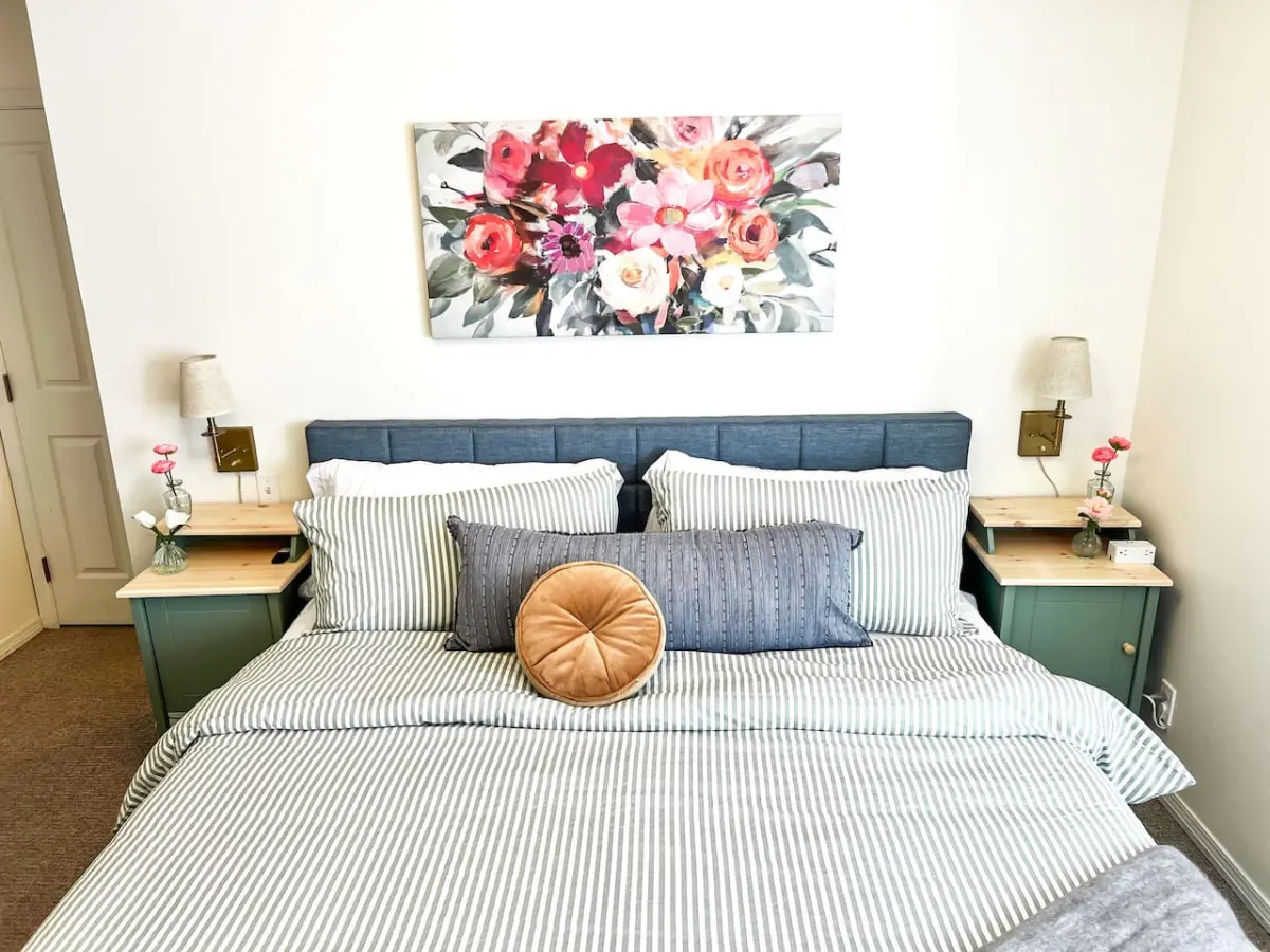 Bright & Airy Studio in DTC 9