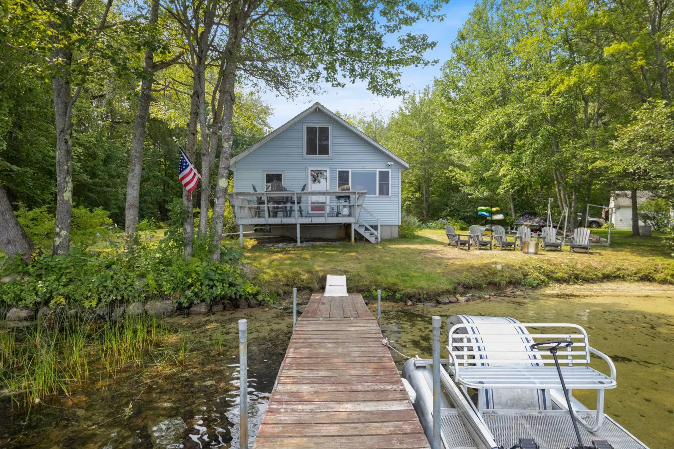 Water's Edge- A family-friendly beachfront stay
