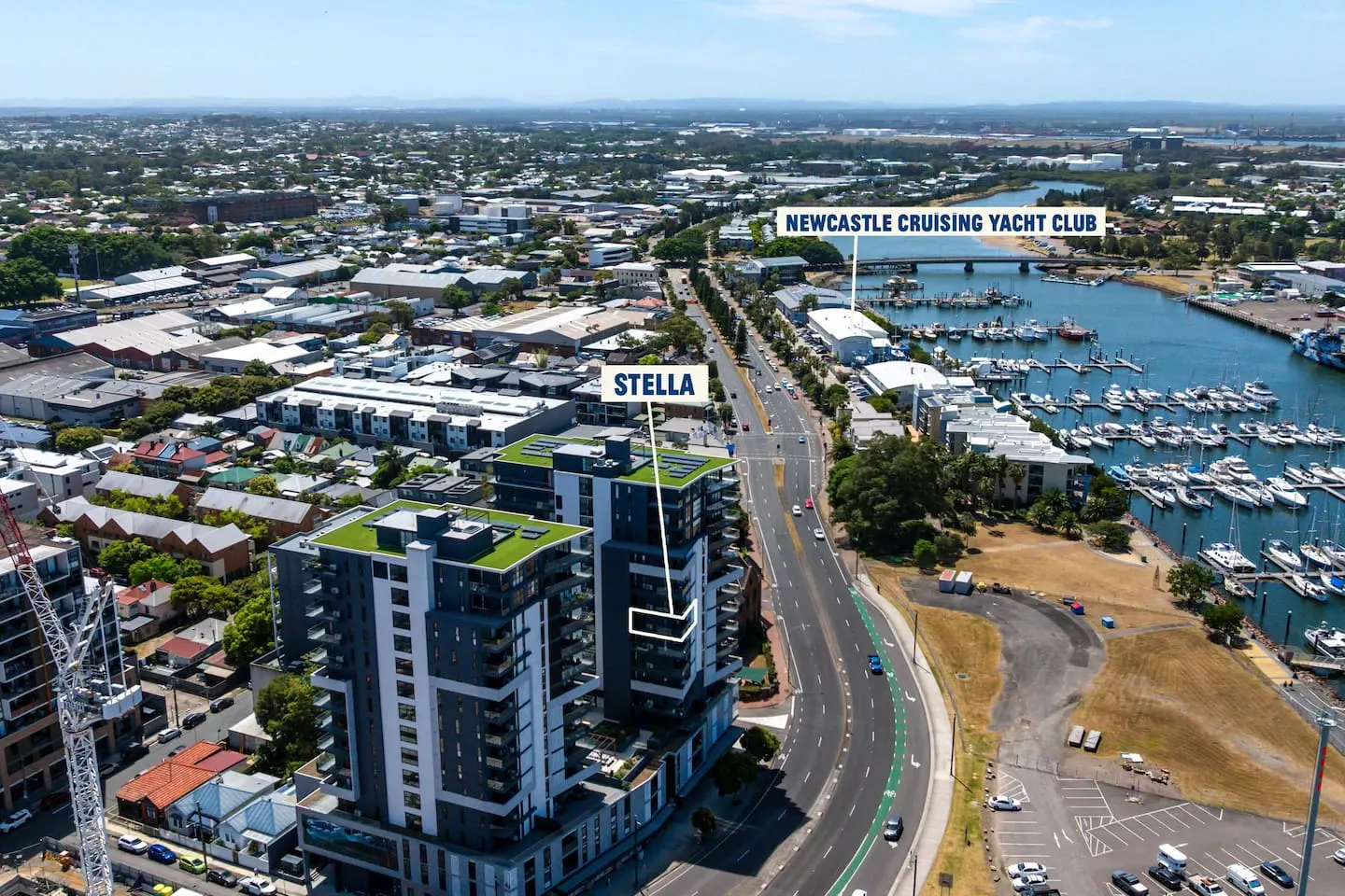 Stella Harbour Views, Parking & Walkable 10