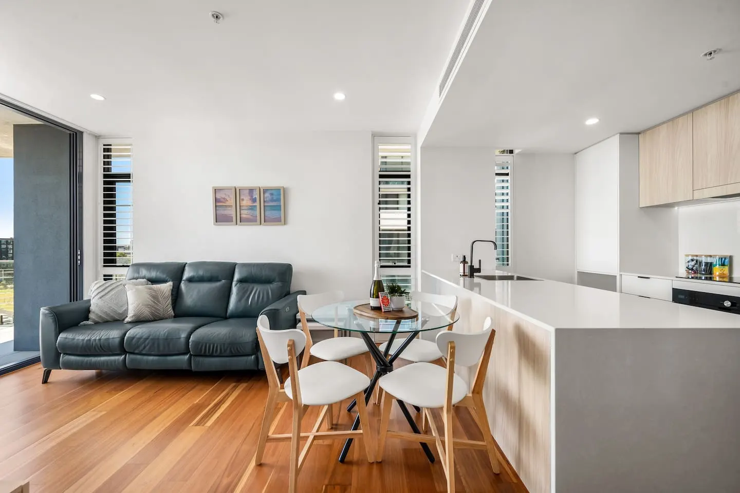 Stella Harbour Views, Parking & Walkable 18