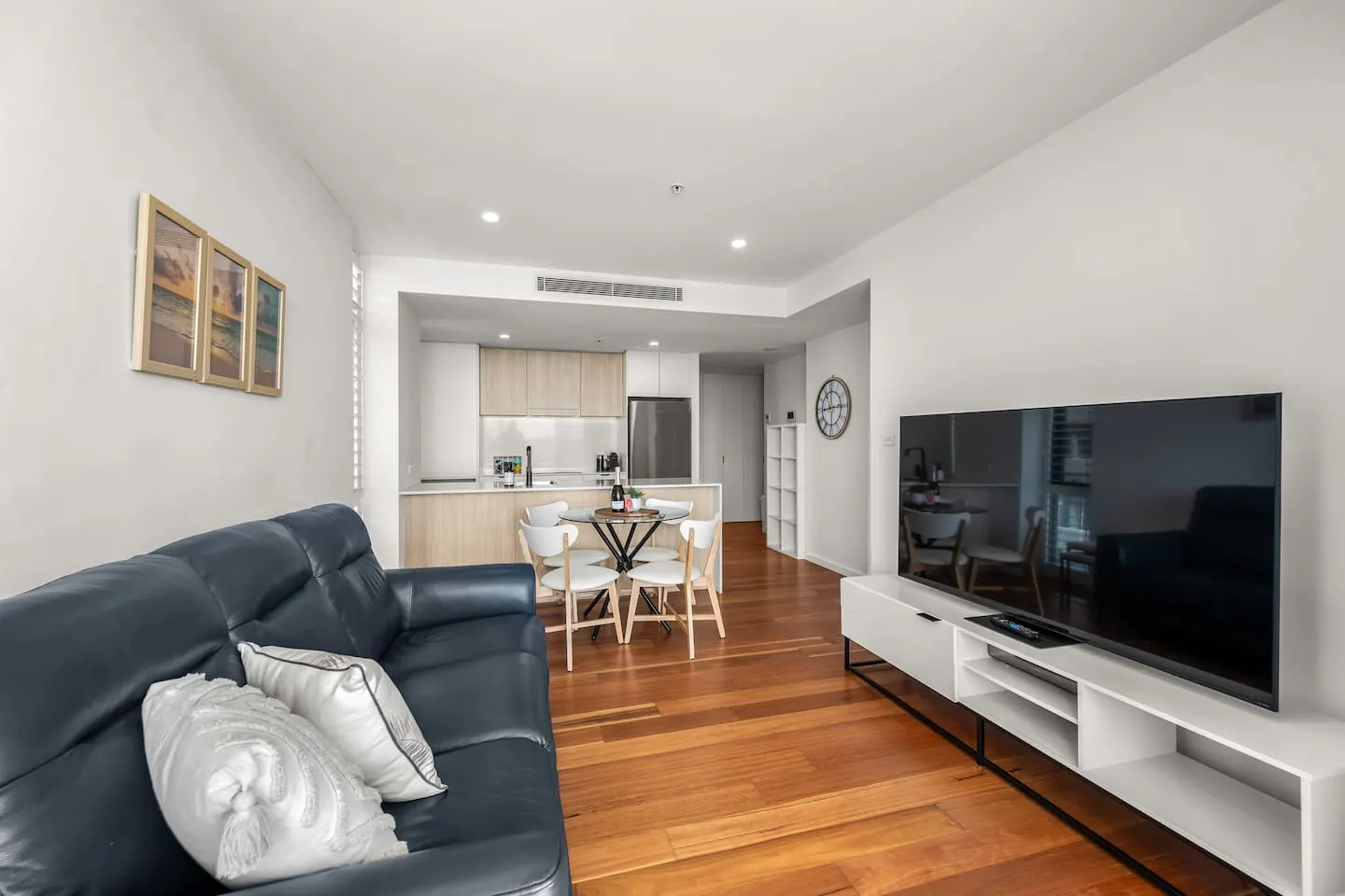 Stella Harbour Views, Parking & Walkable 19