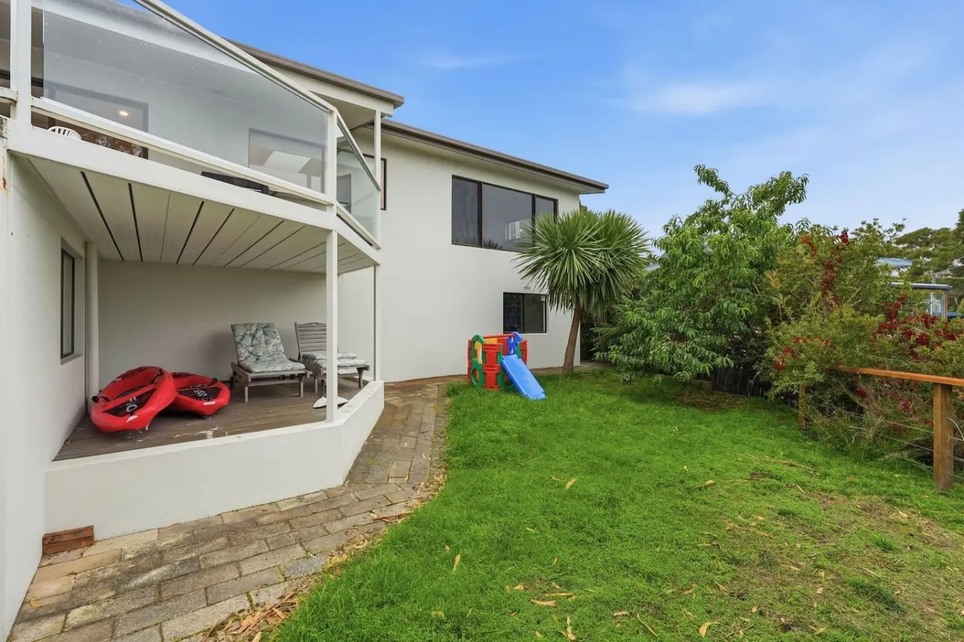 Seagrass Coastal Retreat with direct beach access 15
