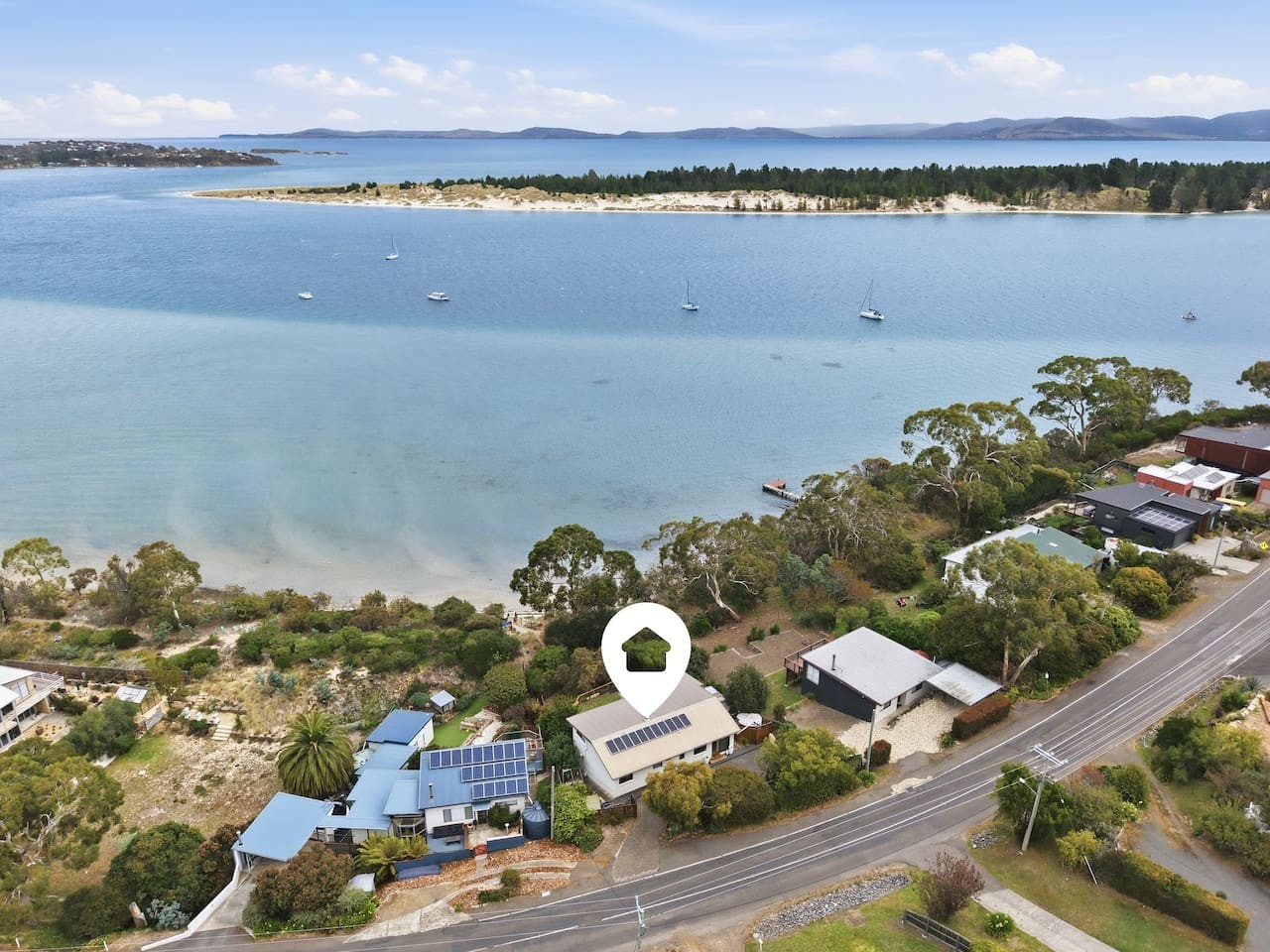 Seagrass Coastal Retreat with direct beach access — photo 5