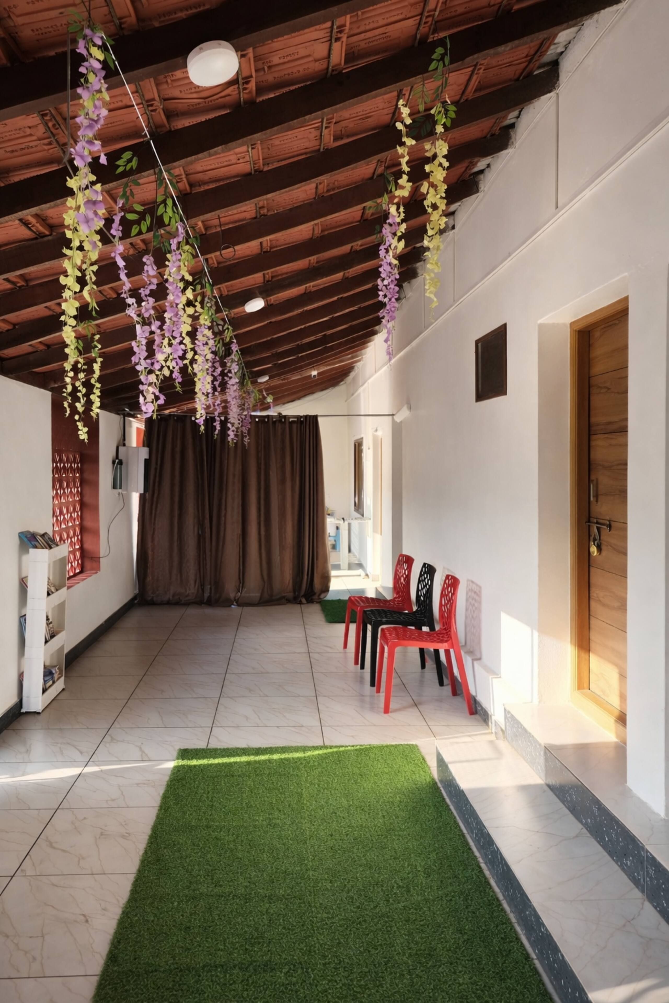 Unique farmhouse. 39 mins from Honnavar. 23