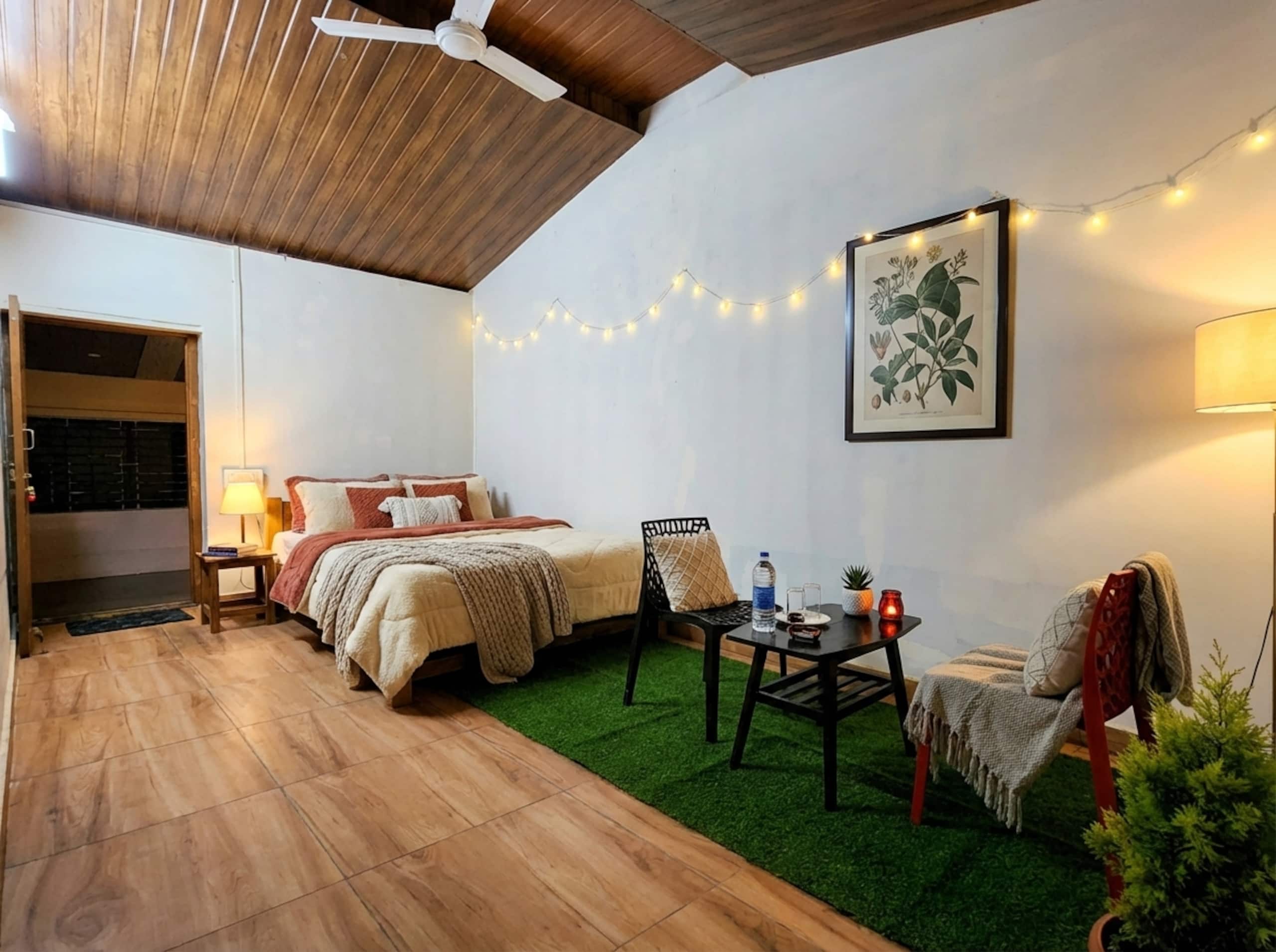 Unique farmhouse. 39 mins from Honnavar. 3