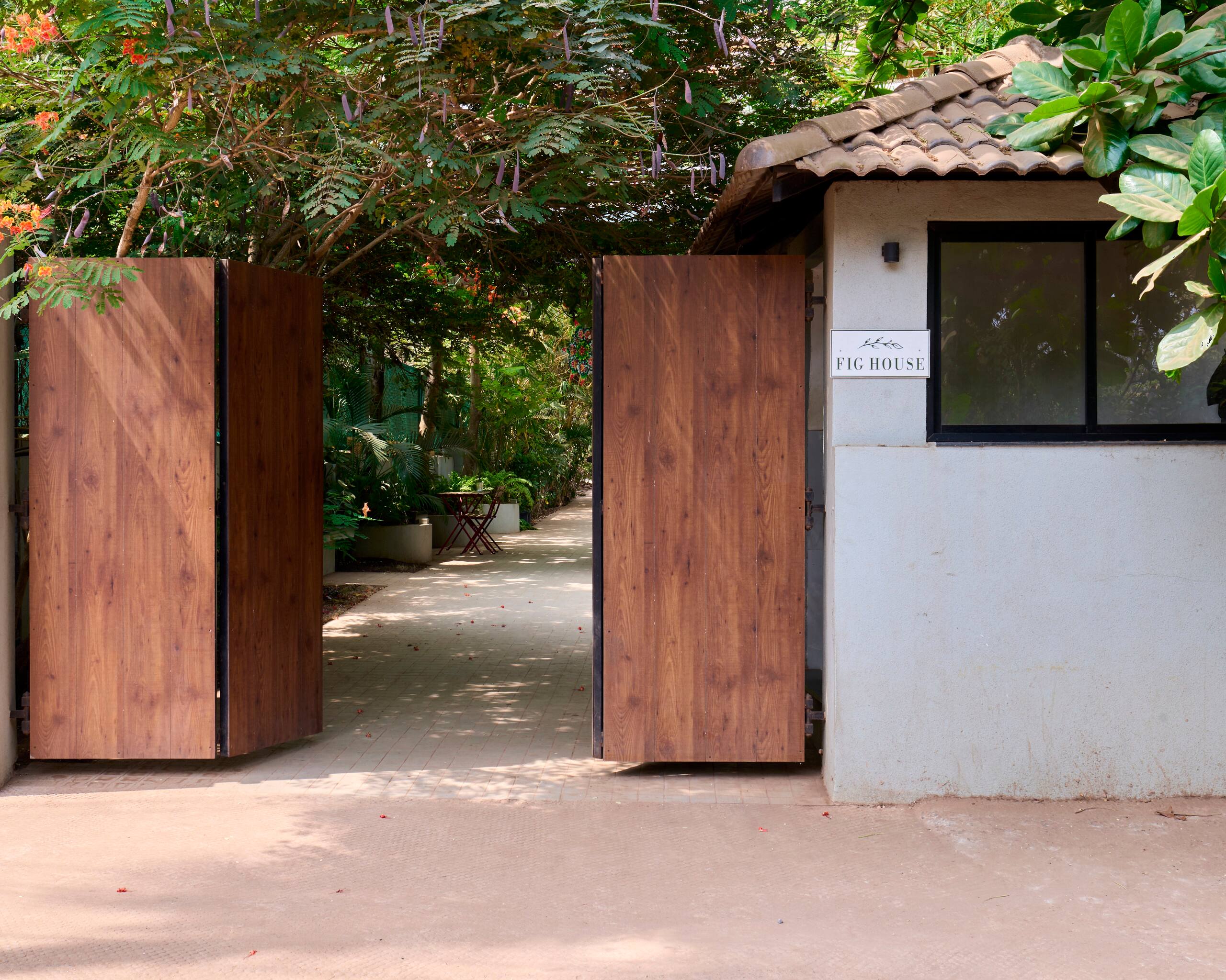Fig House:In-House Cafe & Pool, Anjuna-Chapora Bay 3
