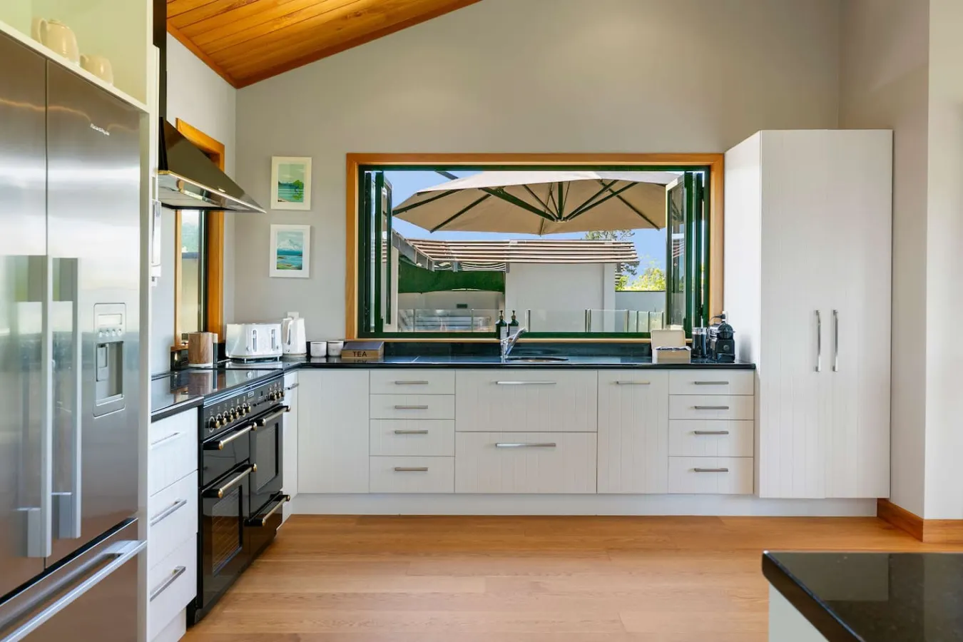 Watene Lodge - Spacious 5 Star Home with Pool 8