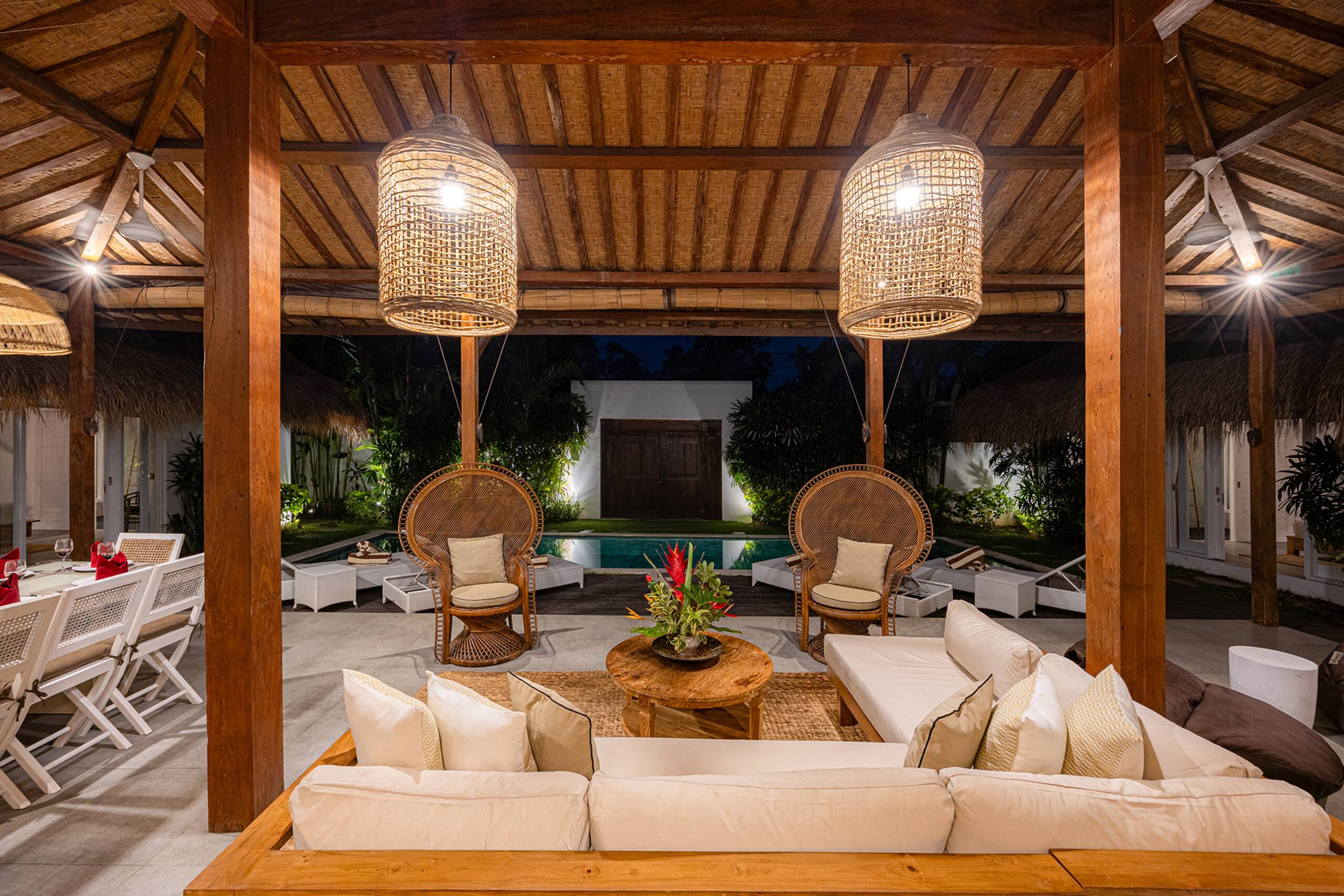 Central Seminyak Oberoi - 800 m to Beach/Kudeta 11