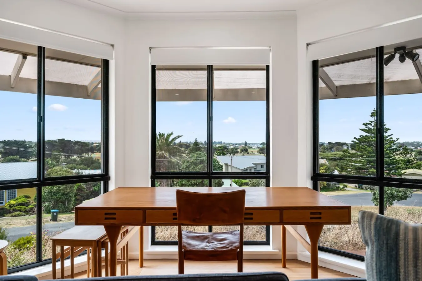 Coastal Retreat—Treetop Outlooks by Goolwa Beach 8