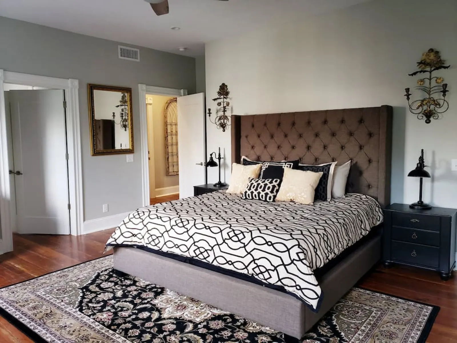 236 Oglethorpe st B Newly Renovated 4 bed 3 bath & 2 Parking Spots 10