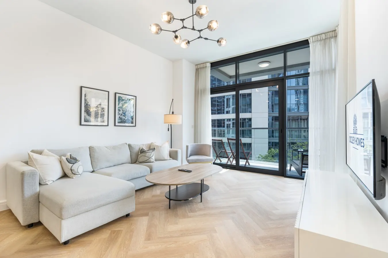 Stunning Downtown Home with Full Burj View 2