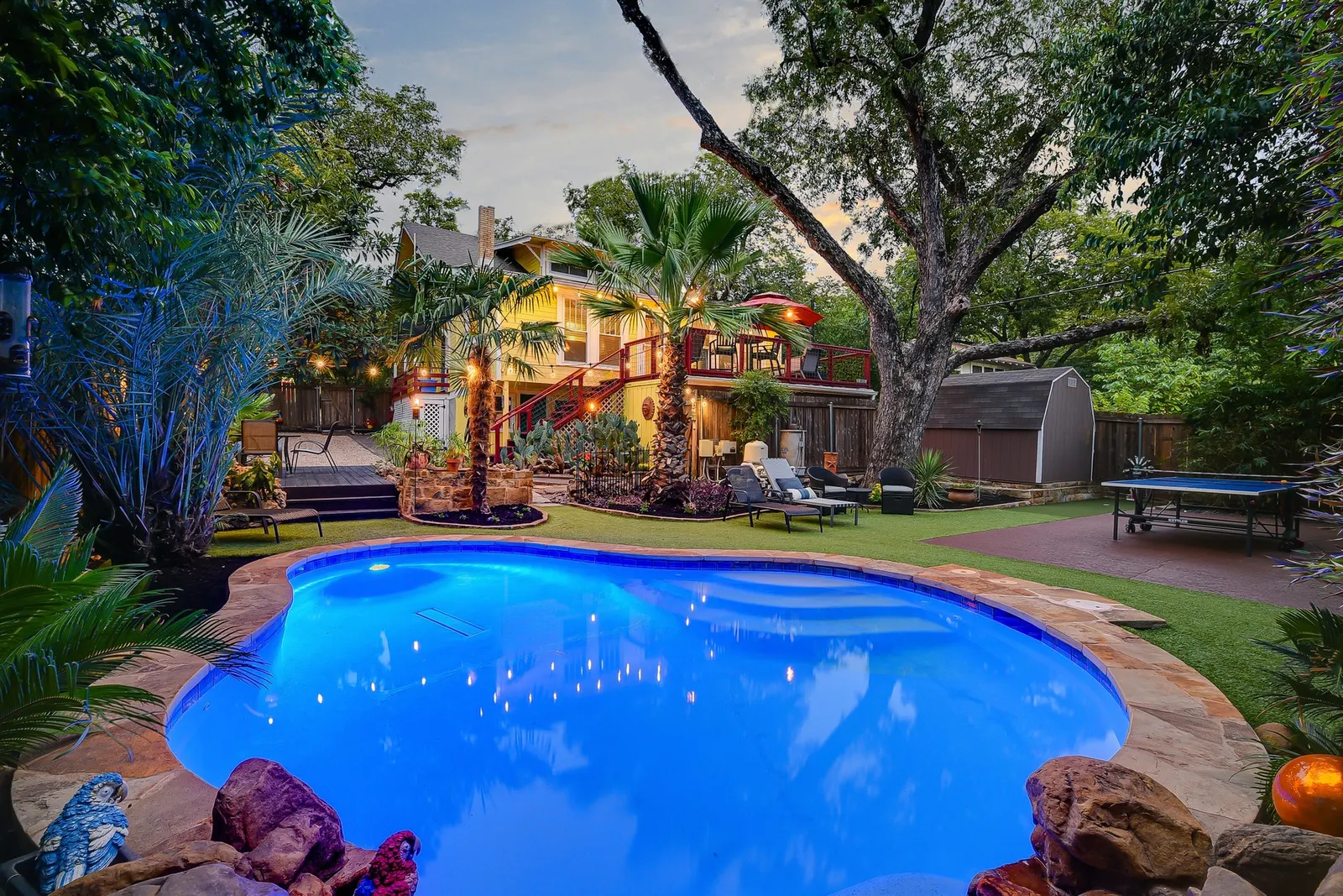 Austin Oasis With Pool Close to UT and Downtown 1