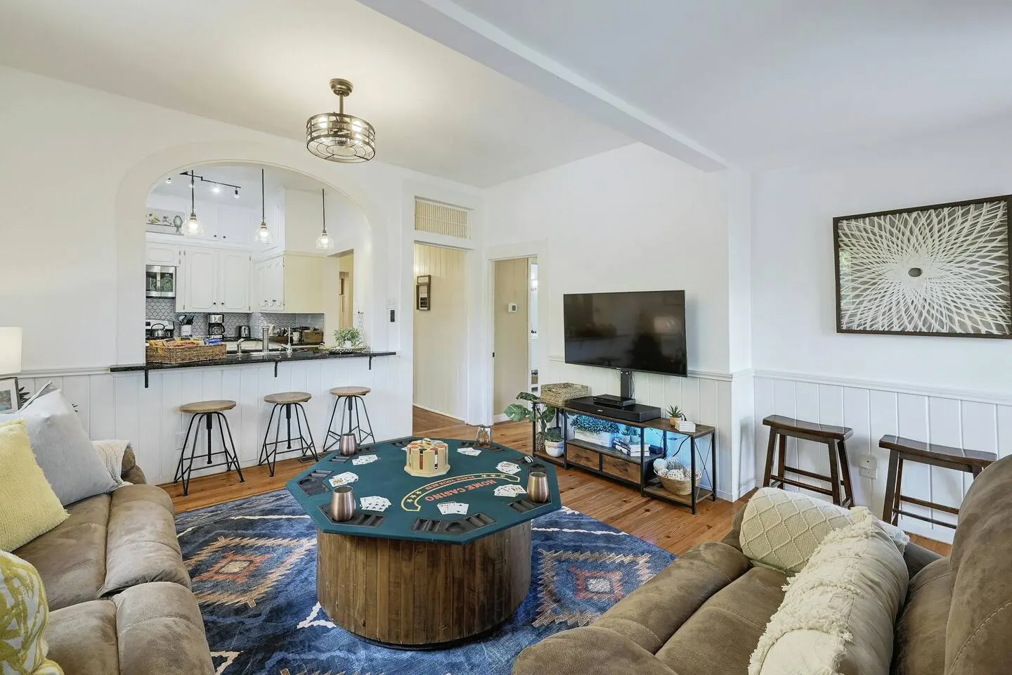 Austin Oasis With Pool Close to UT and Downtown 18