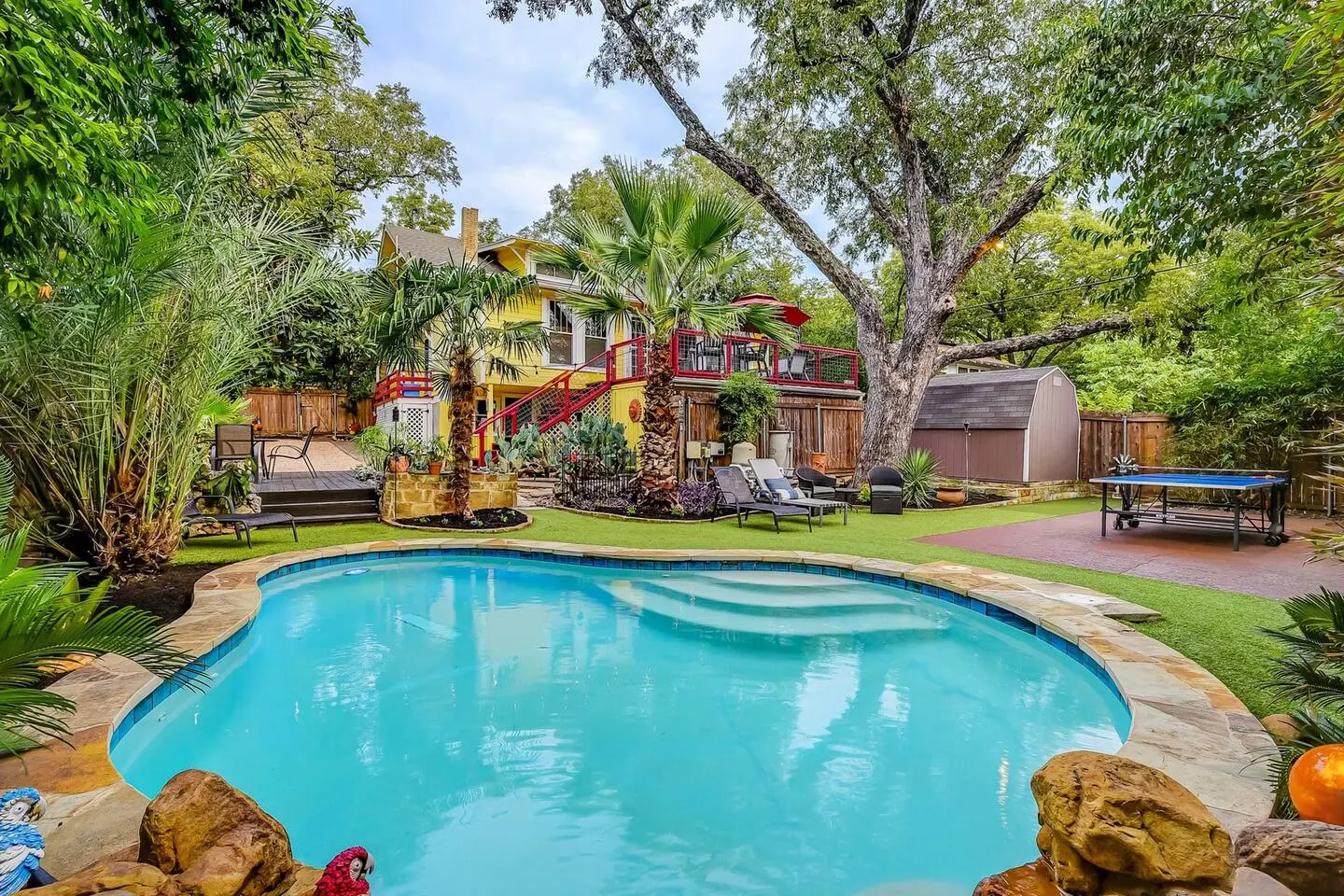 Austin Oasis With Pool Close to UT and Downtown 3
