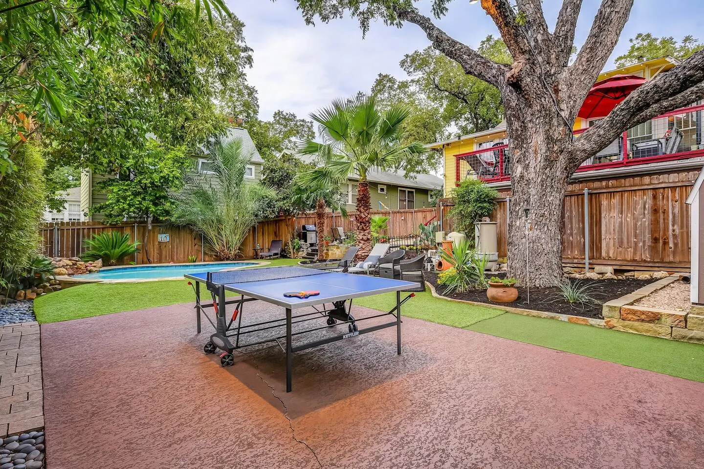 Austin Oasis With Pool Close to UT and Downtown 5