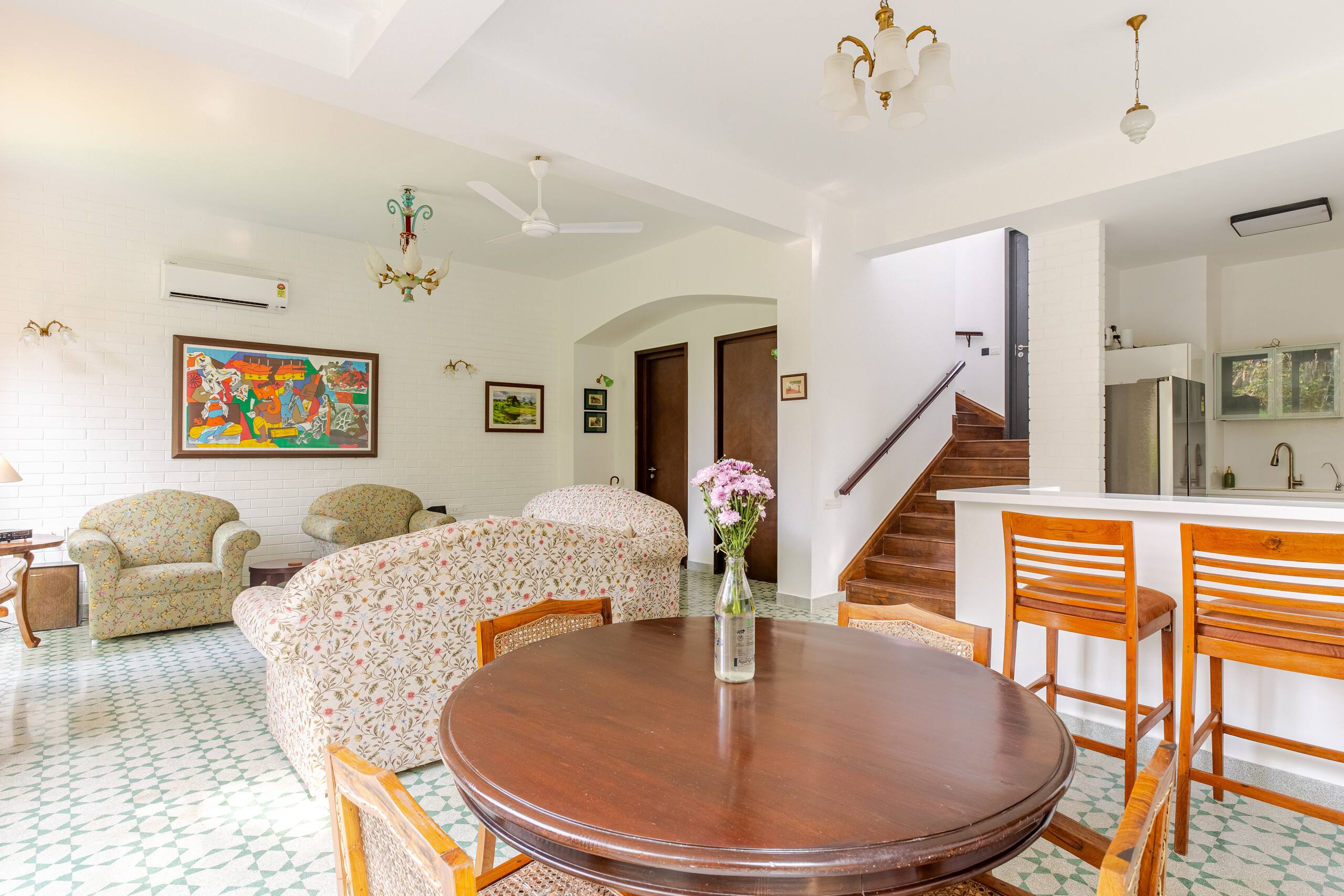 Artist's villa, private pool & garden, forest view — photo 4