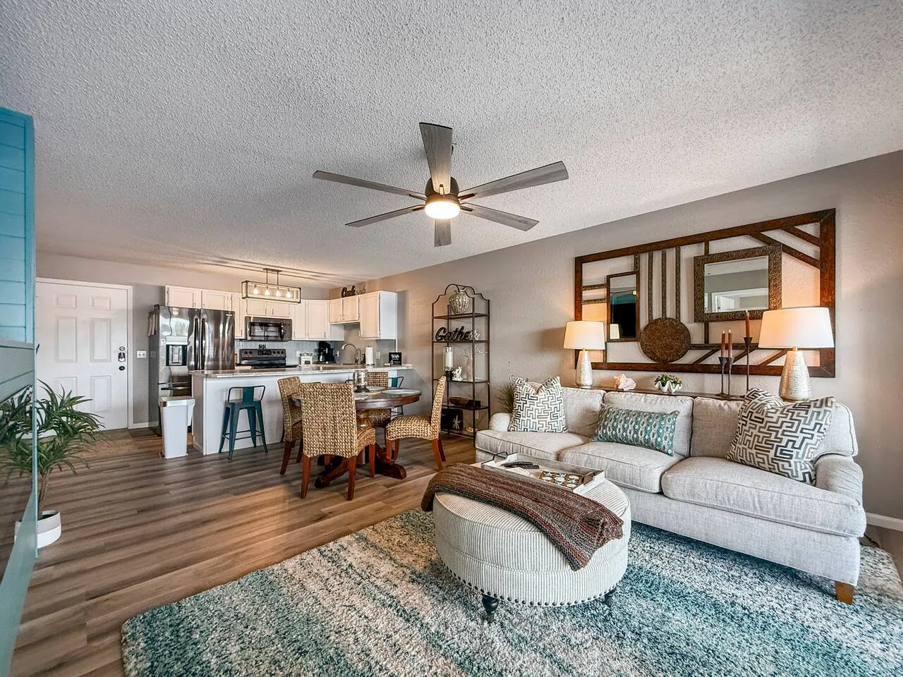 5 Star Condo* No Stairs*Fireplace*Cvd Patio 7