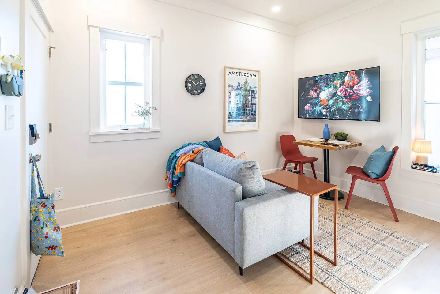 DelightfulDesign~WalkToEats&Drinks~PvtBalcony~Pets - Double Room 9