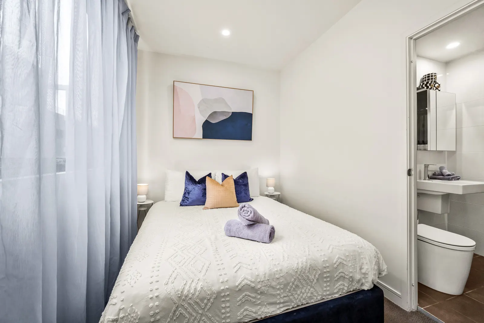 City Snug on Newcastle Beach - Parking Options 11
