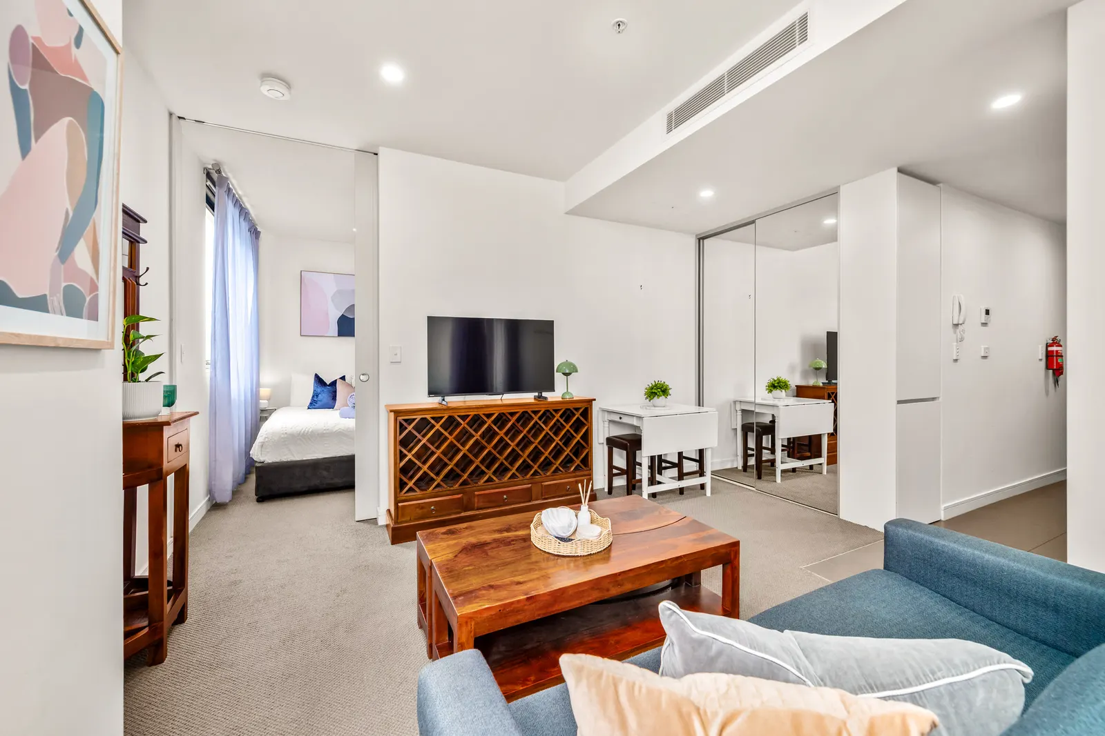 City Snug on Newcastle Beach - Parking Options 15