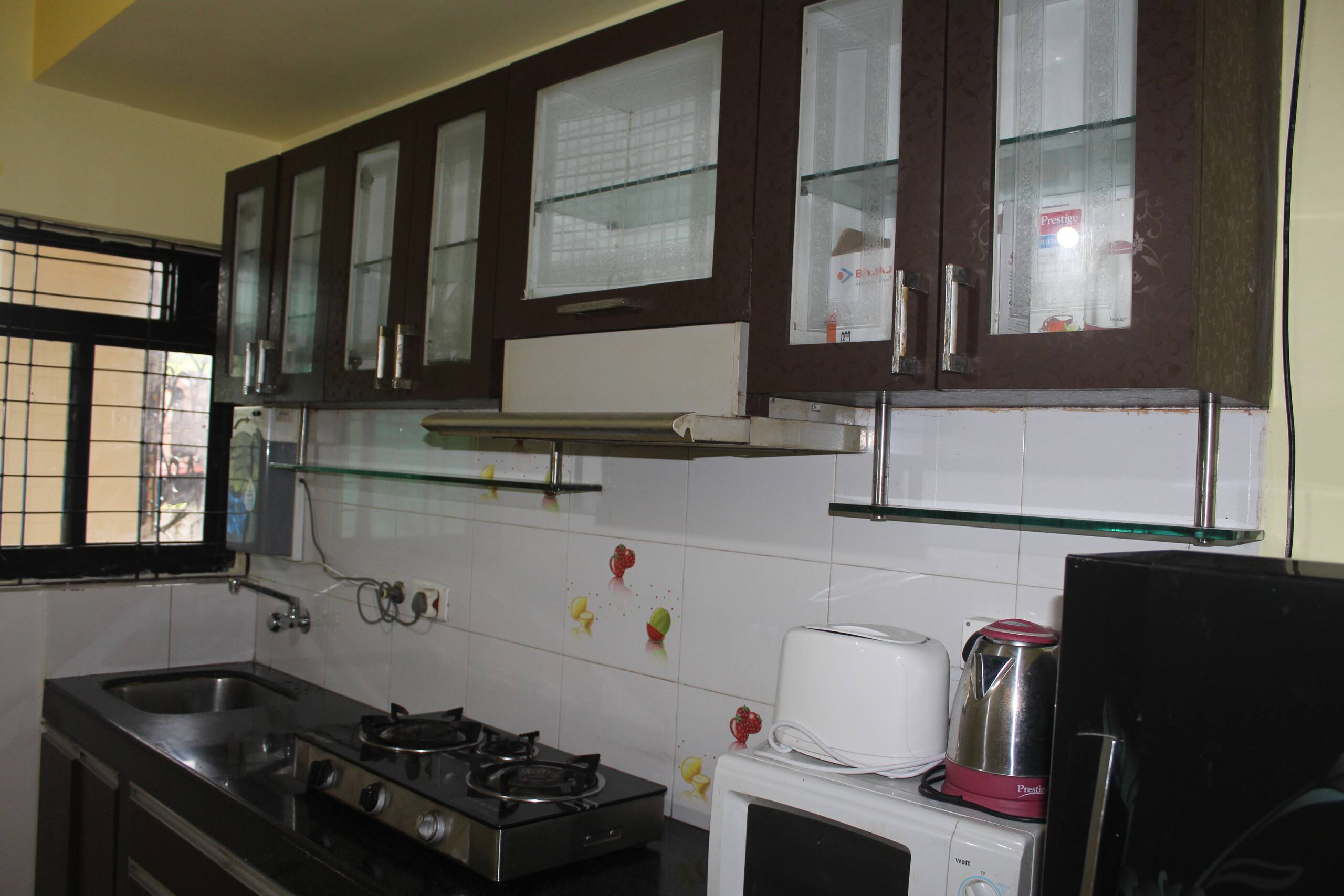 STONE THROW FROM BEACH COMFORT HOME STAY 14