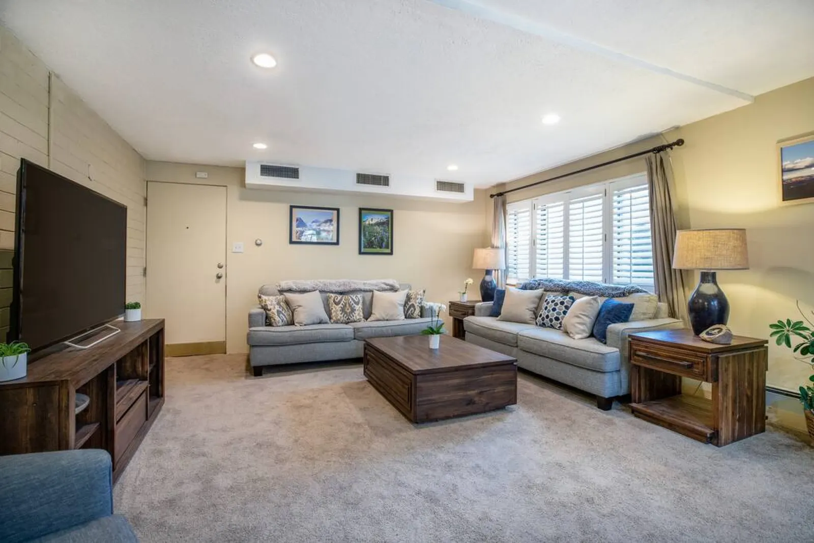 Perfect Condo in Heart of PC, with Pool & Hot Tub! — photo 3