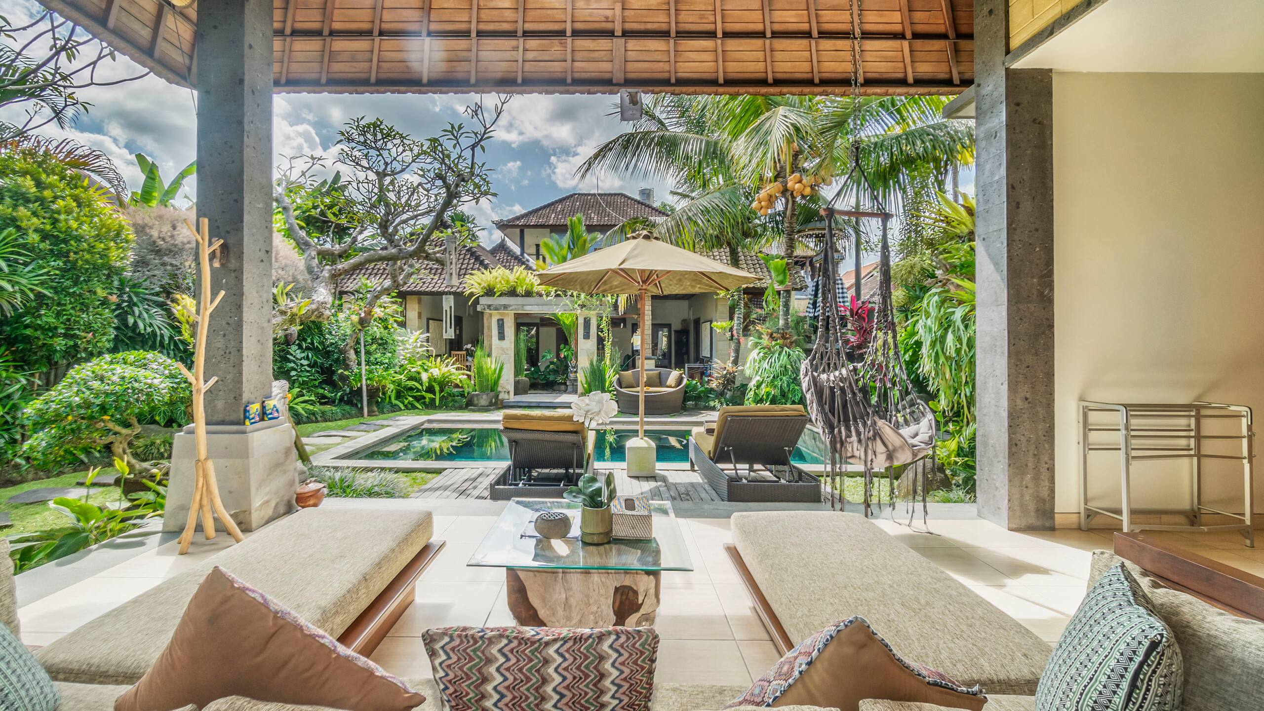 Private 3BR VILLA with pool and garden 18