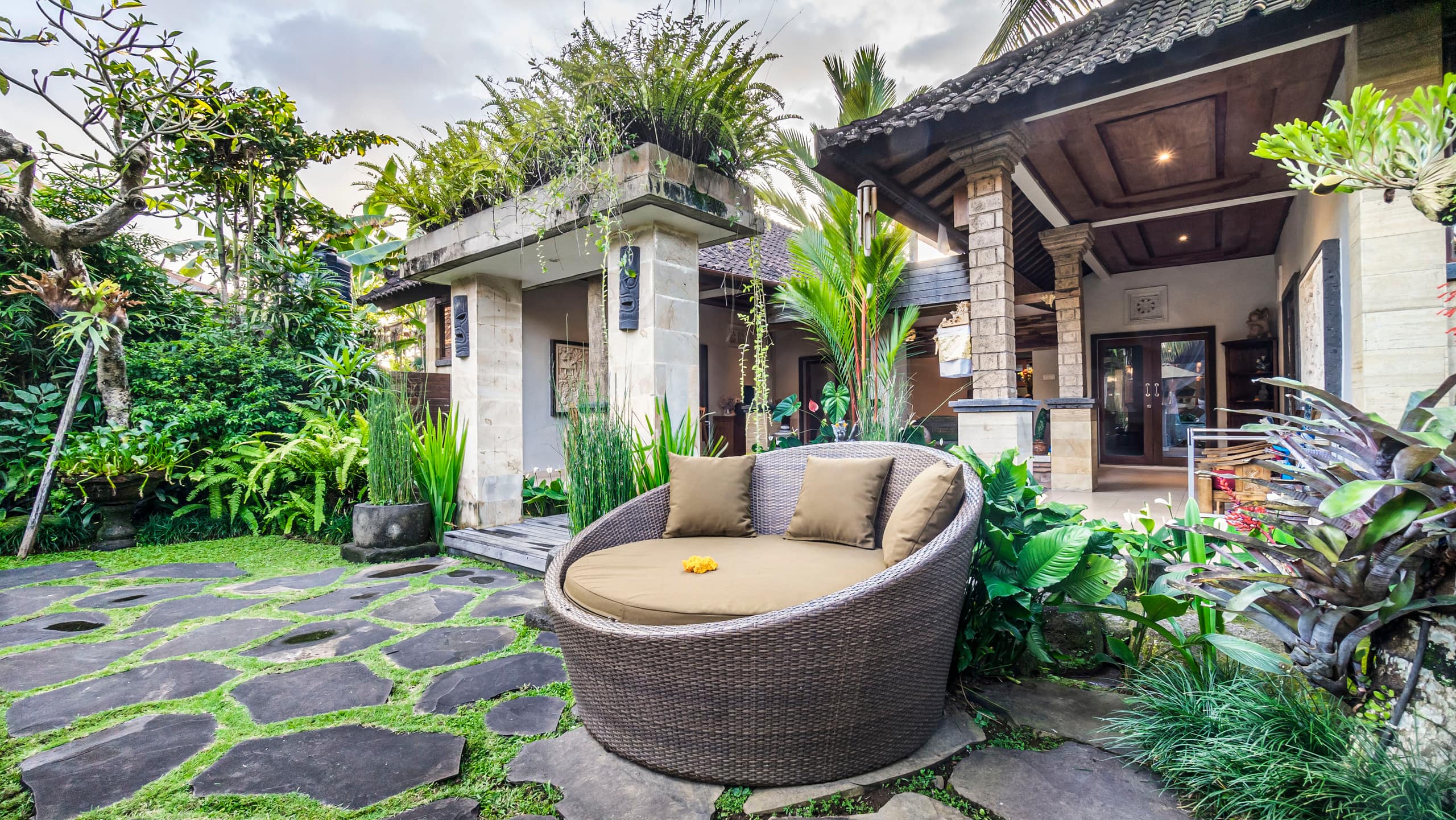 Private 3BR VILLA with pool and garden 13