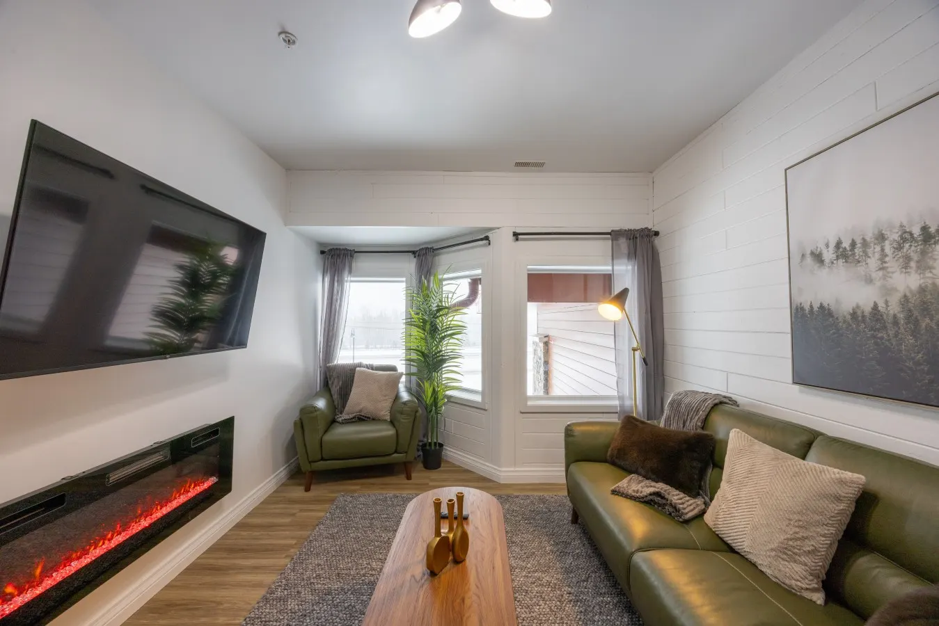 The Jade Suite Stylish 2BR at The Gem 20