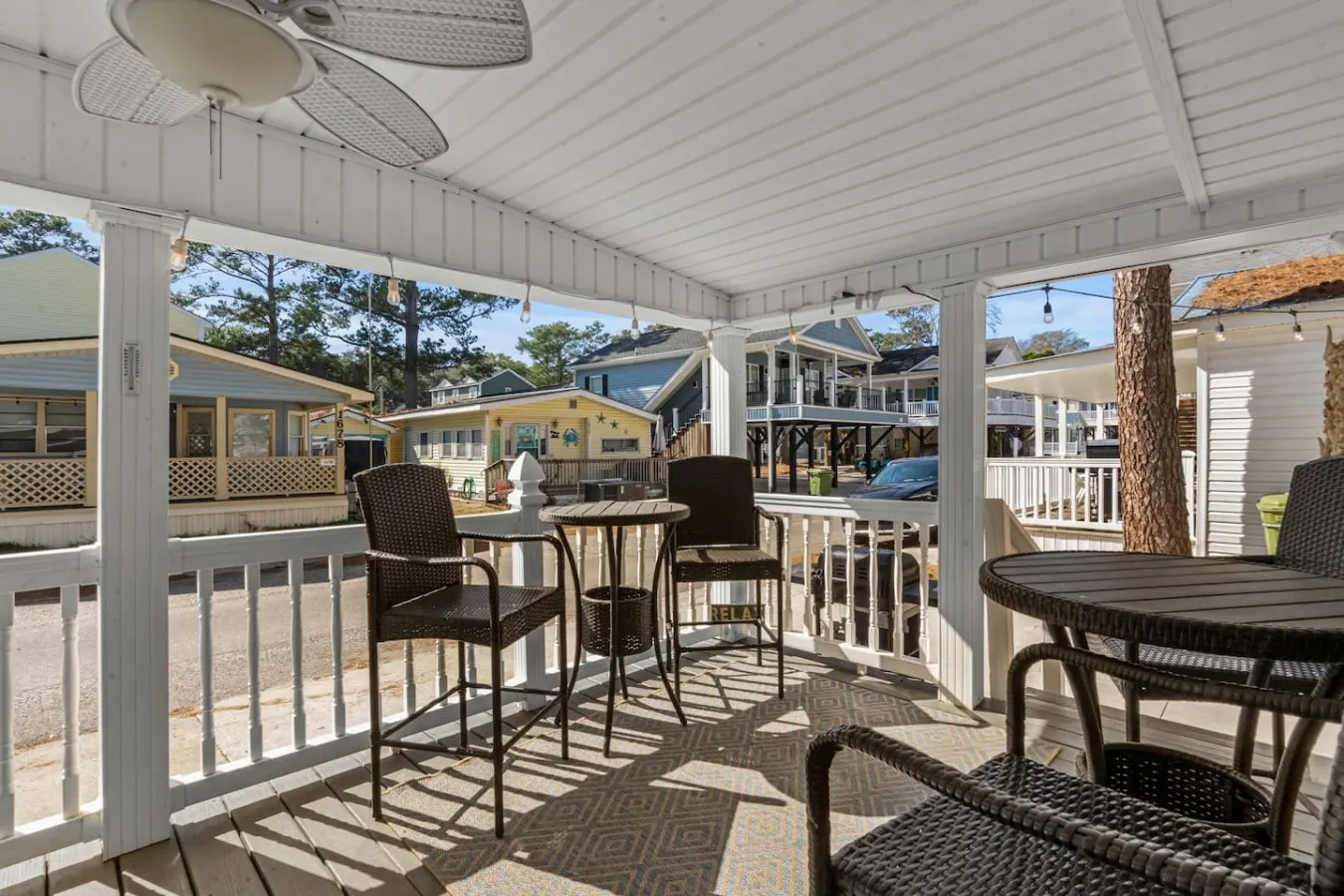 Ocean Lakes Cottage Covered Patio, Grill & Beach 4