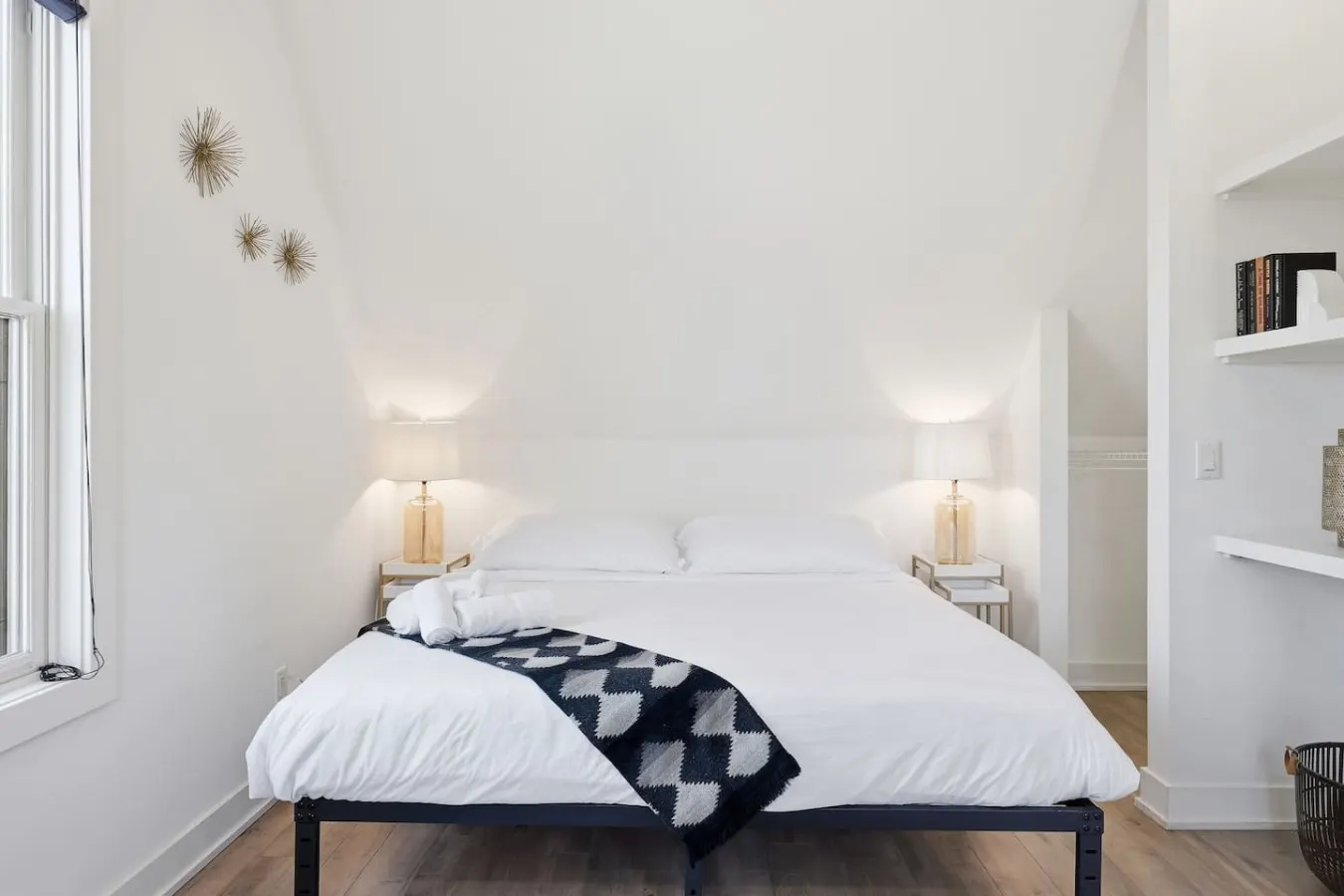 NEW 2BR/ Long stay + Parking 6