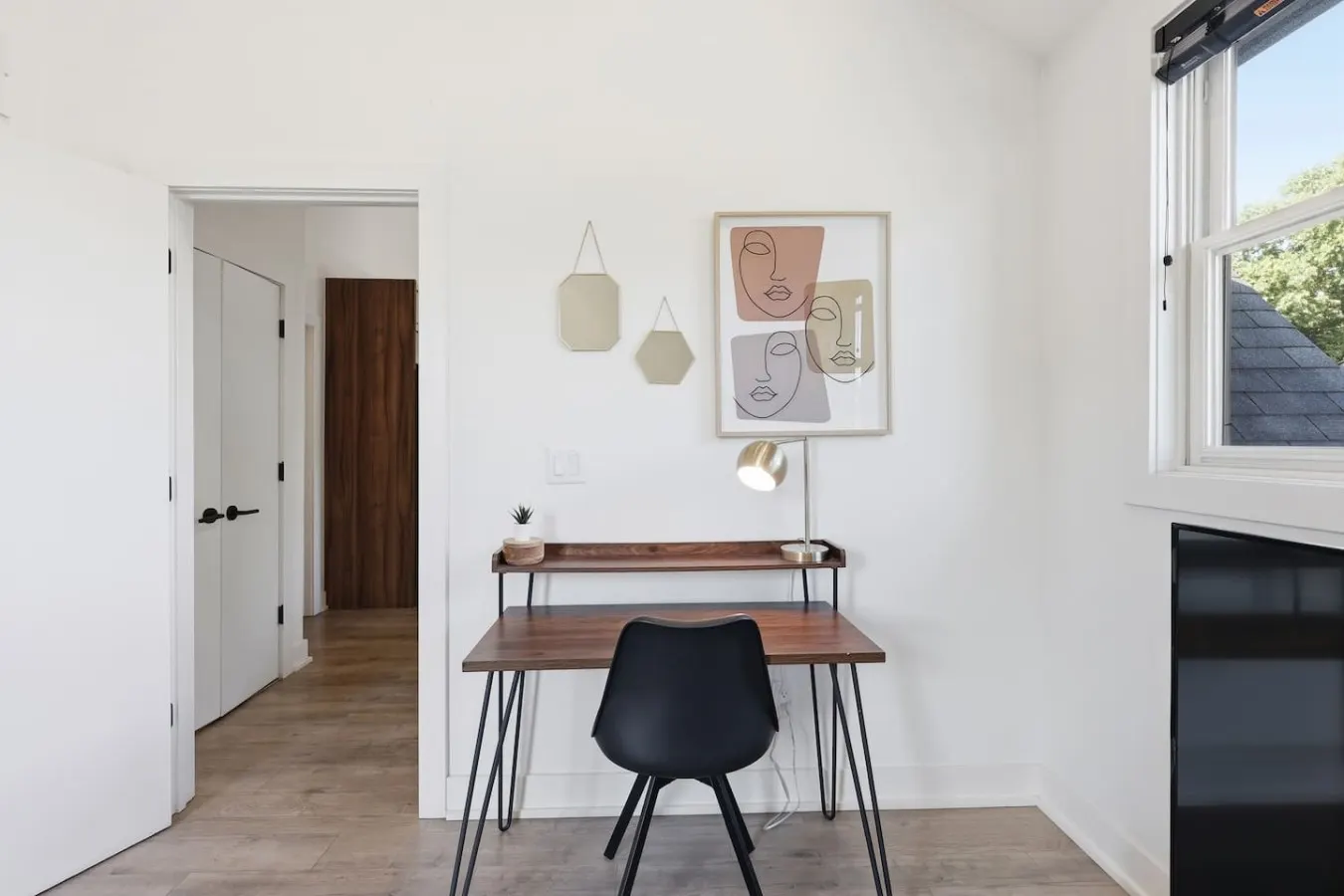 NEW 2BR/ Long stay + Parking 8