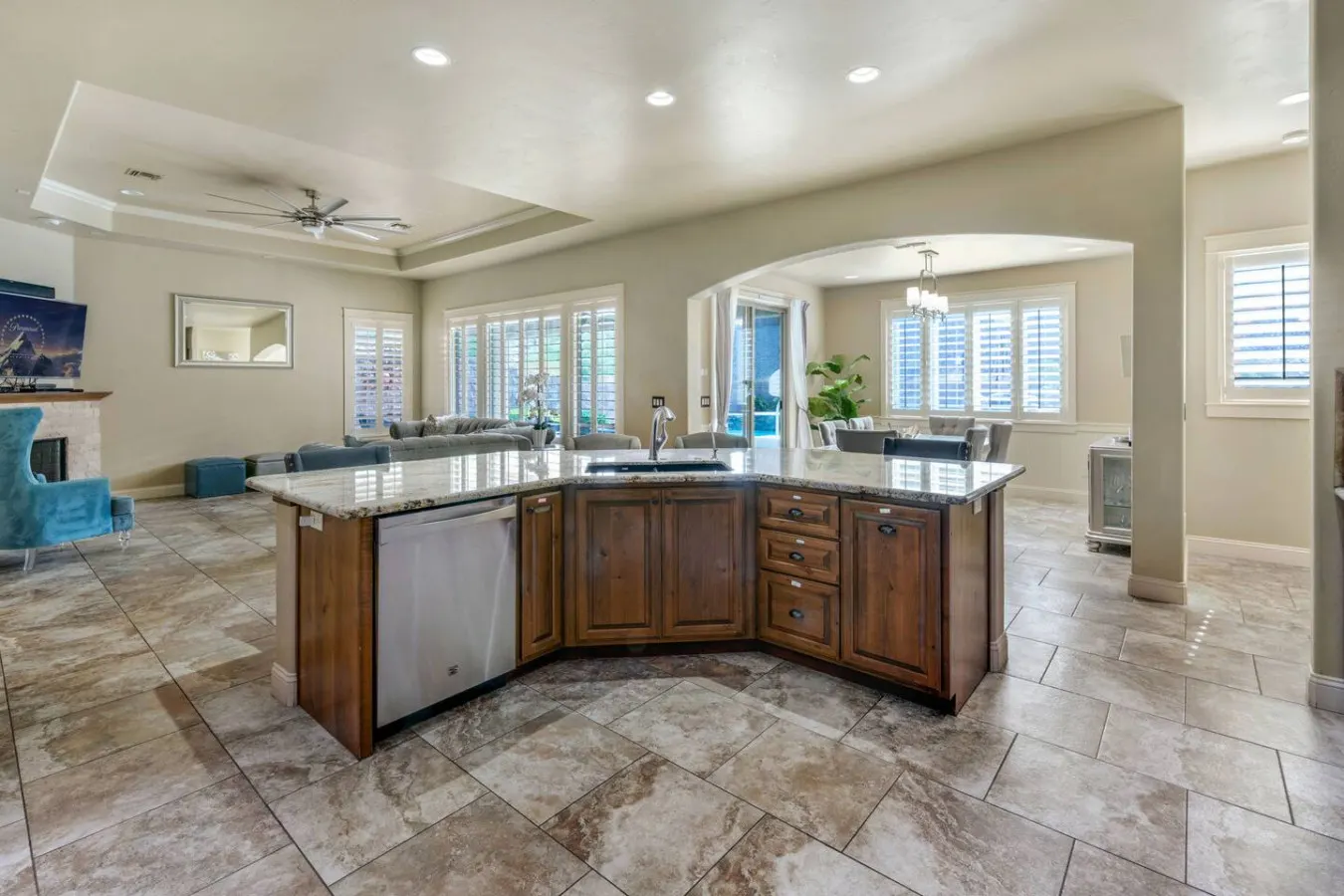 Havasu Duke - Pool, Spa, Basketball, Central 10