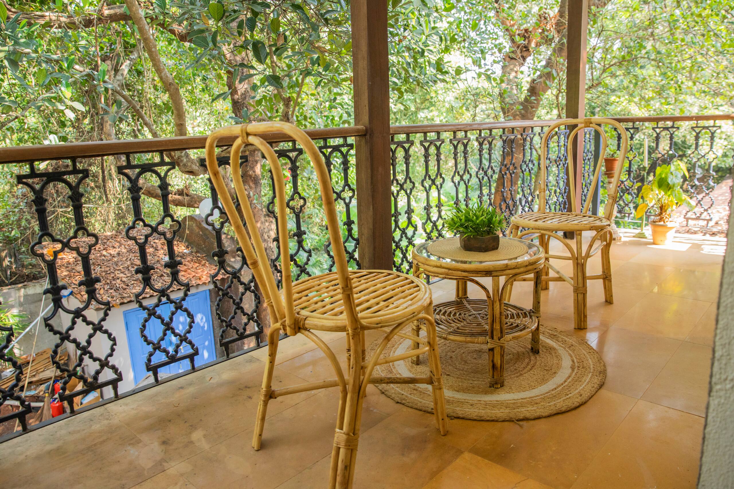 Sempre – 100+ Year Old Portuguese Villa in Aldona 37
