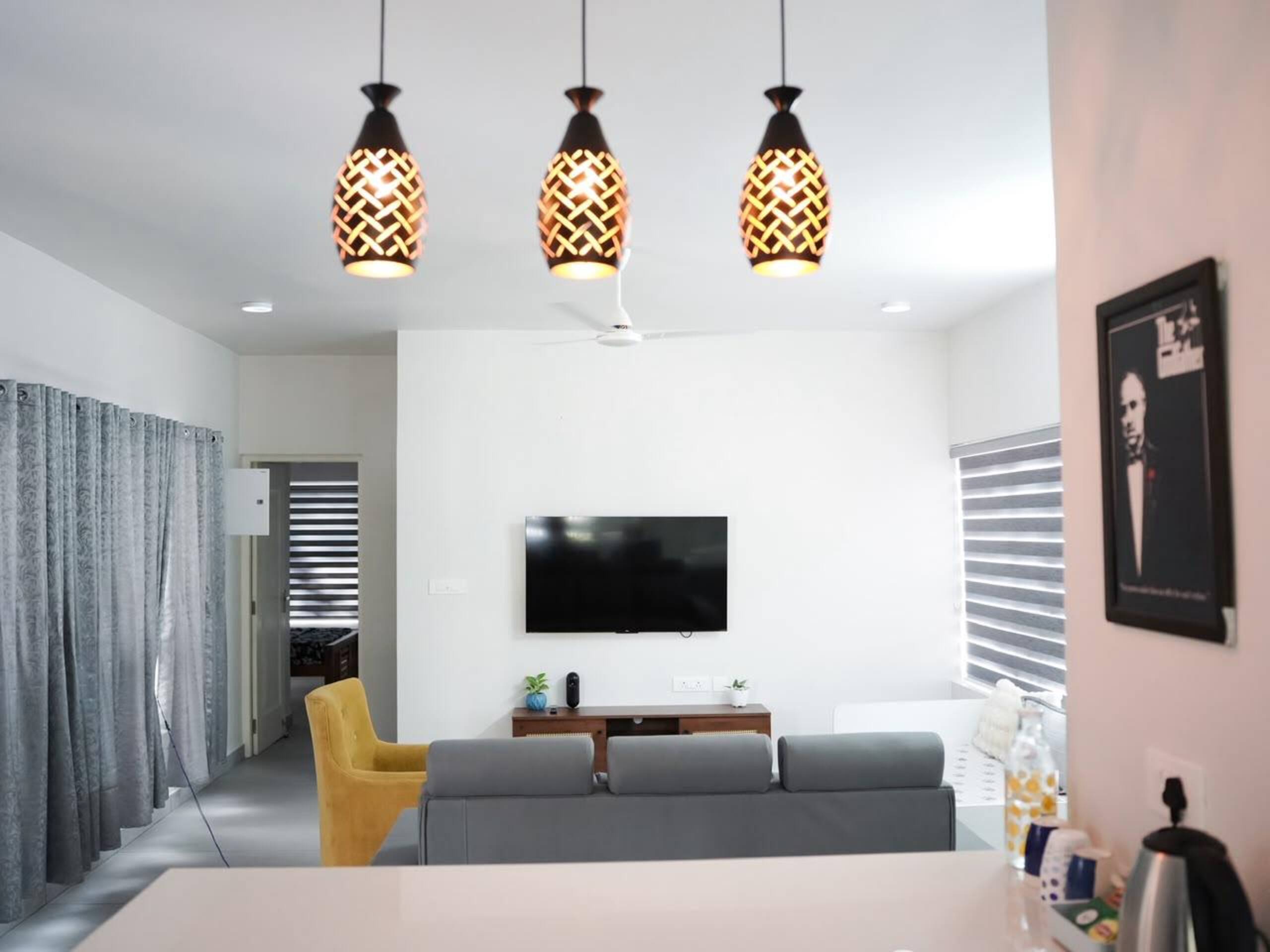 Ultra-luxe fully furnished 2BHK, near Forum Mall. 4