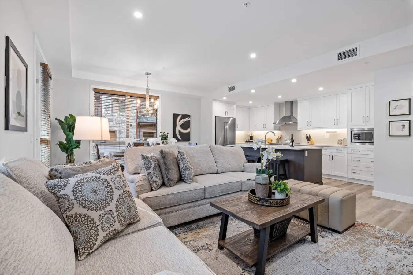 Brand New Luxury Condo 2