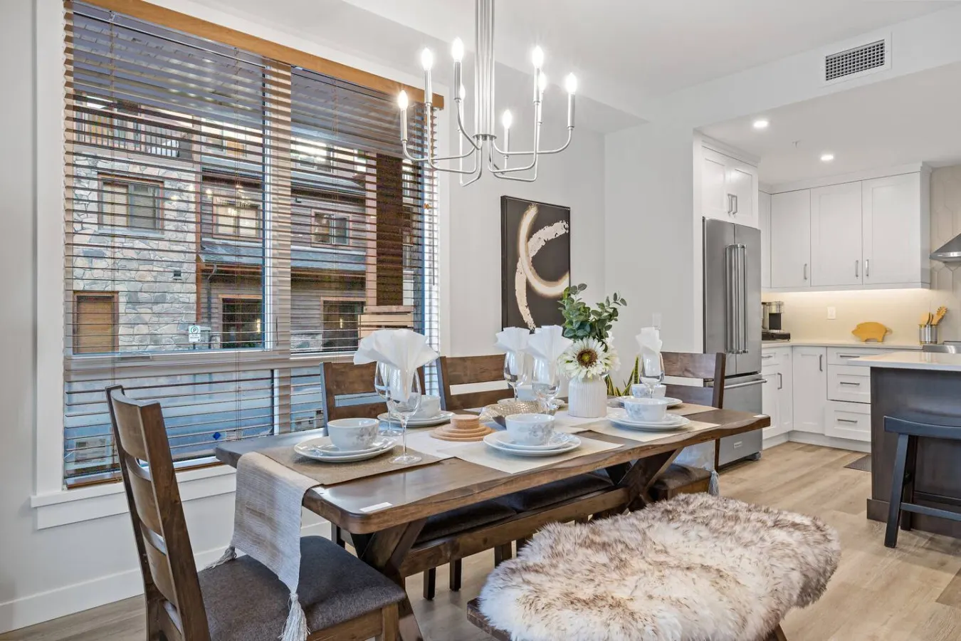 Brand New Luxury Condo 8