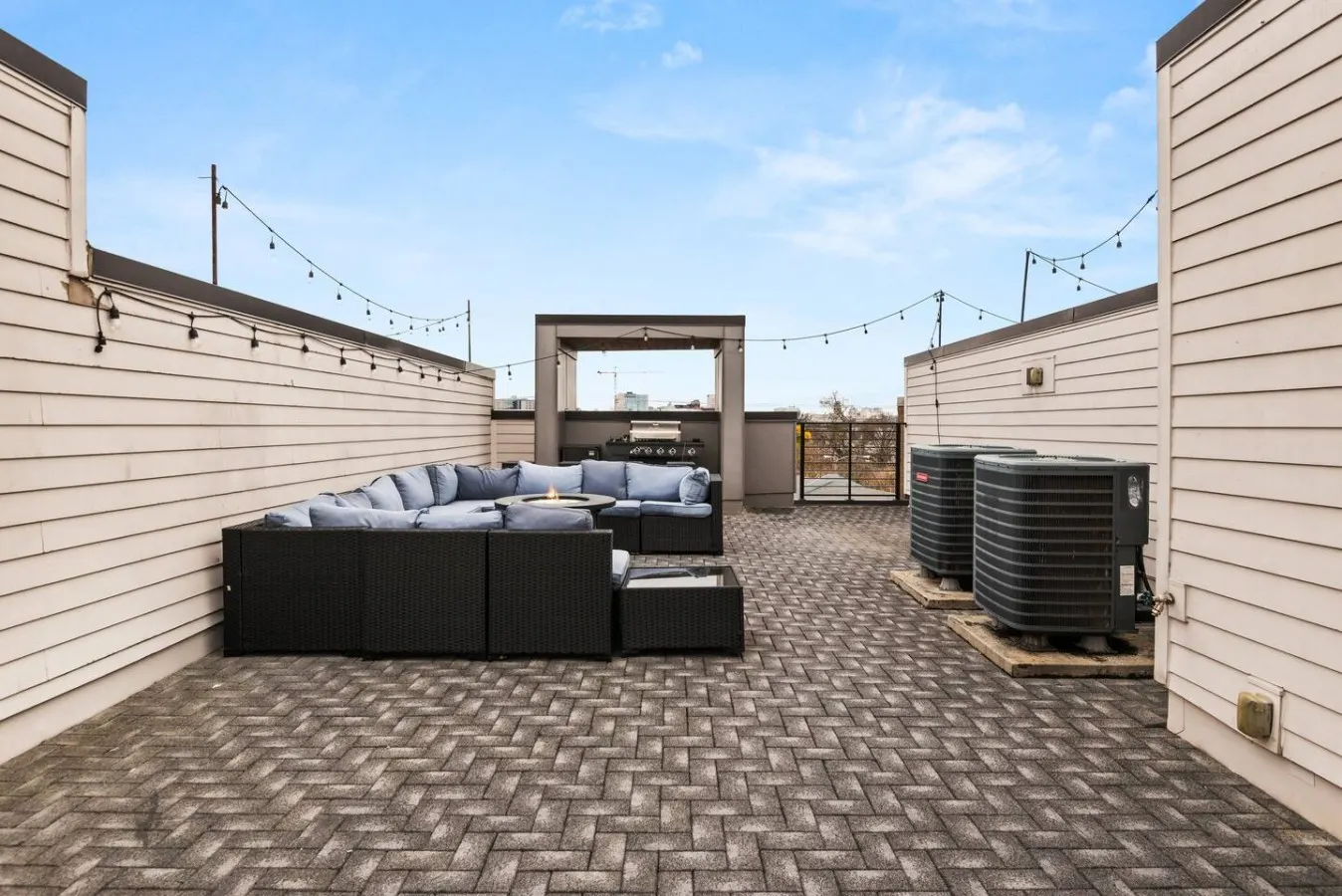 Rooftop Nashville Walk to Gulch & 12 South 14 9