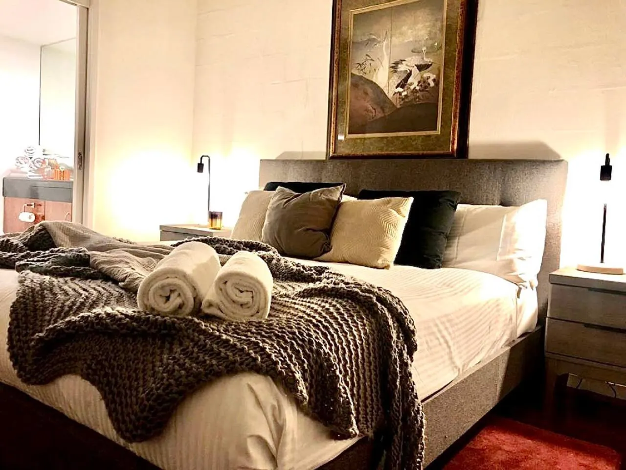The Melbourne Pair - Two Cozy City Apartments