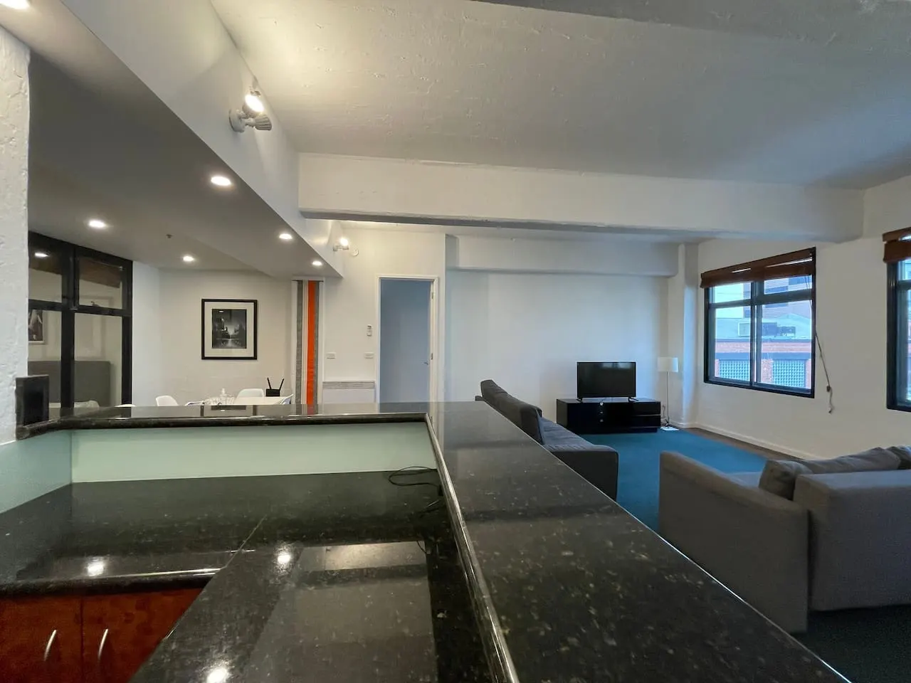 The Melbourne Pair - Two Cozy City Apartments 13