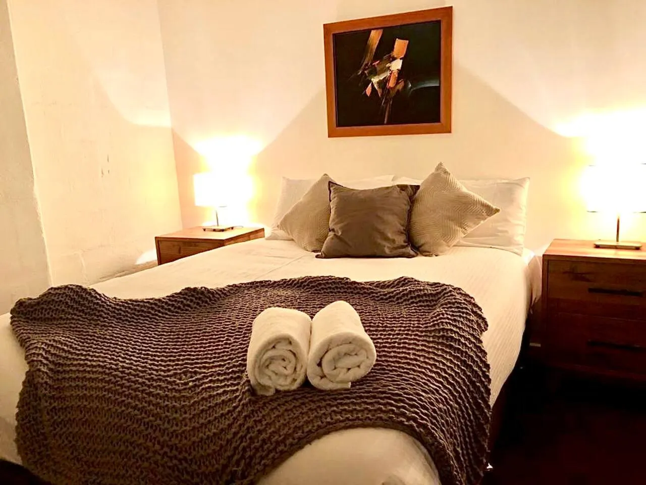 The Melbourne Pair - Two Cozy City Apartments 6