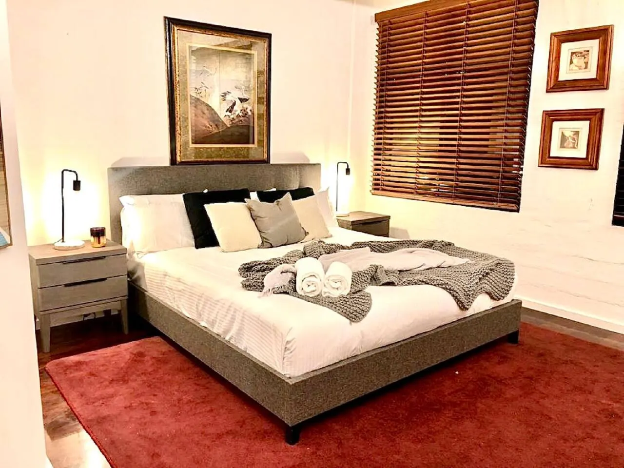 The Melbourne Pair - Two Cozy City Apartments 7