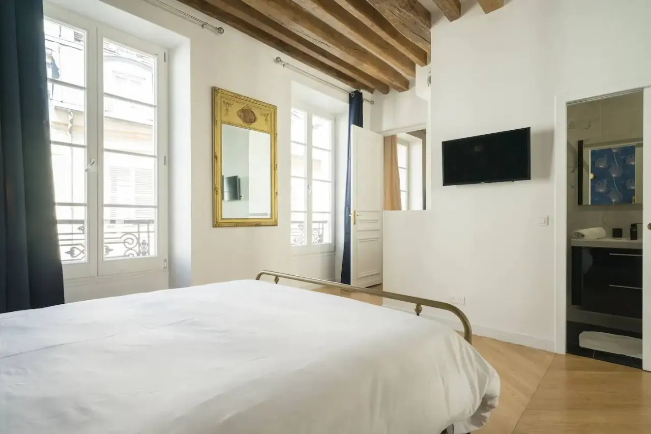 Typical Parisian Flat#3Bedrooms#Opera#Louvre#AC 16