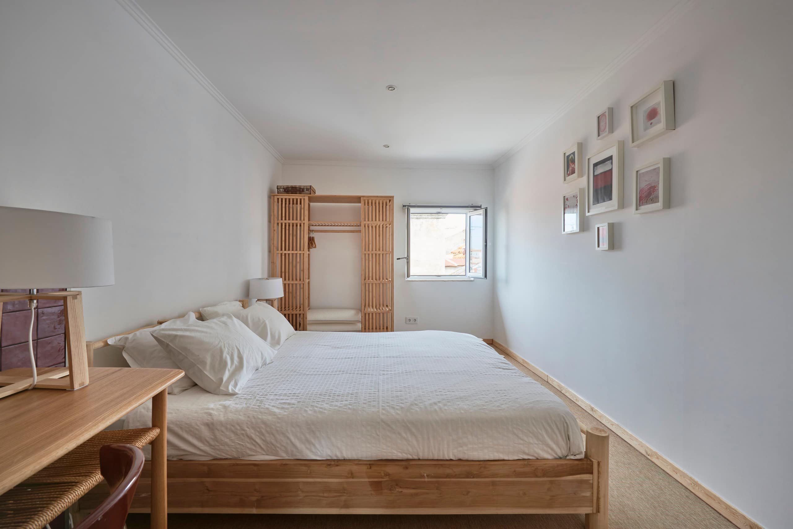 Spacious Duplex with Terrace (Air Conditioning) 8