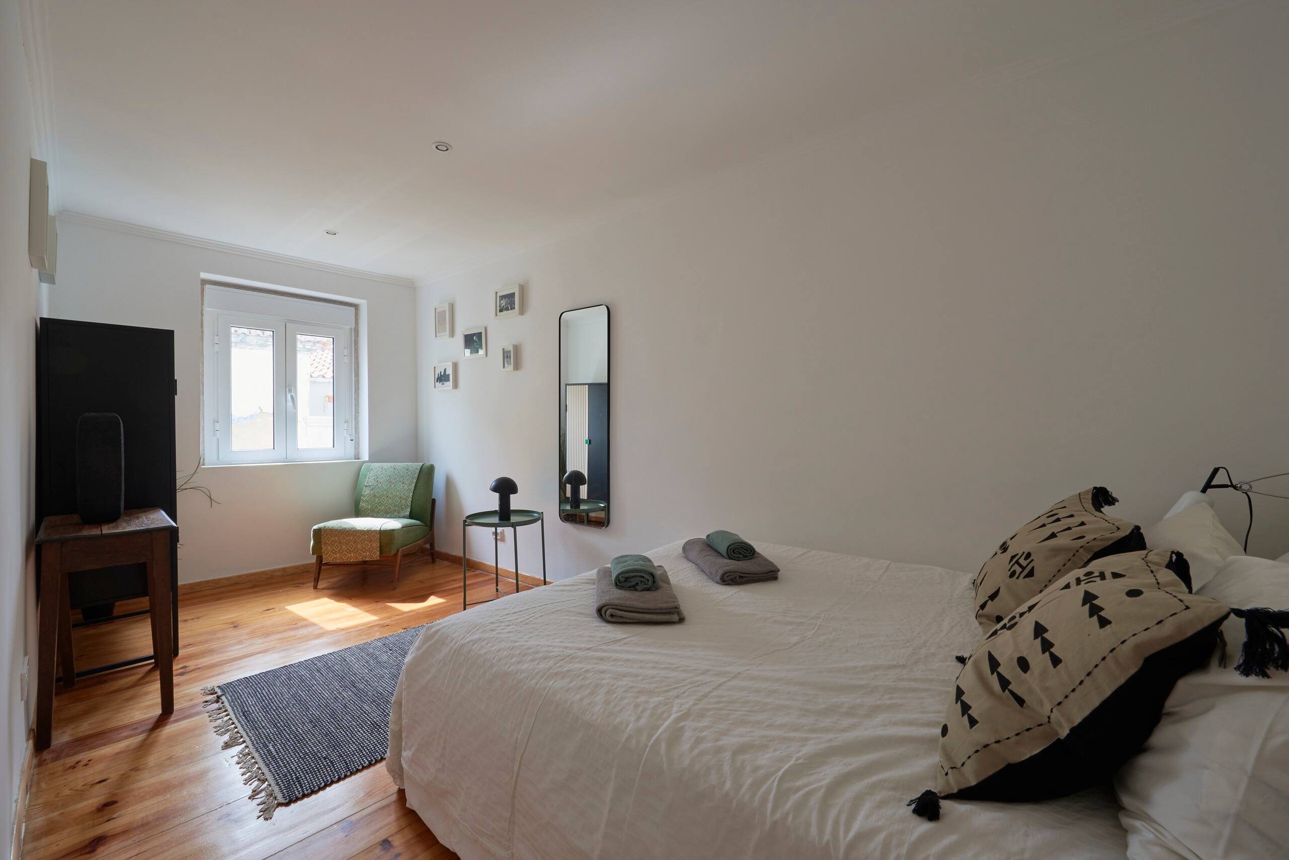 Spacious Duplex with Terrace (Air Conditioning) 28