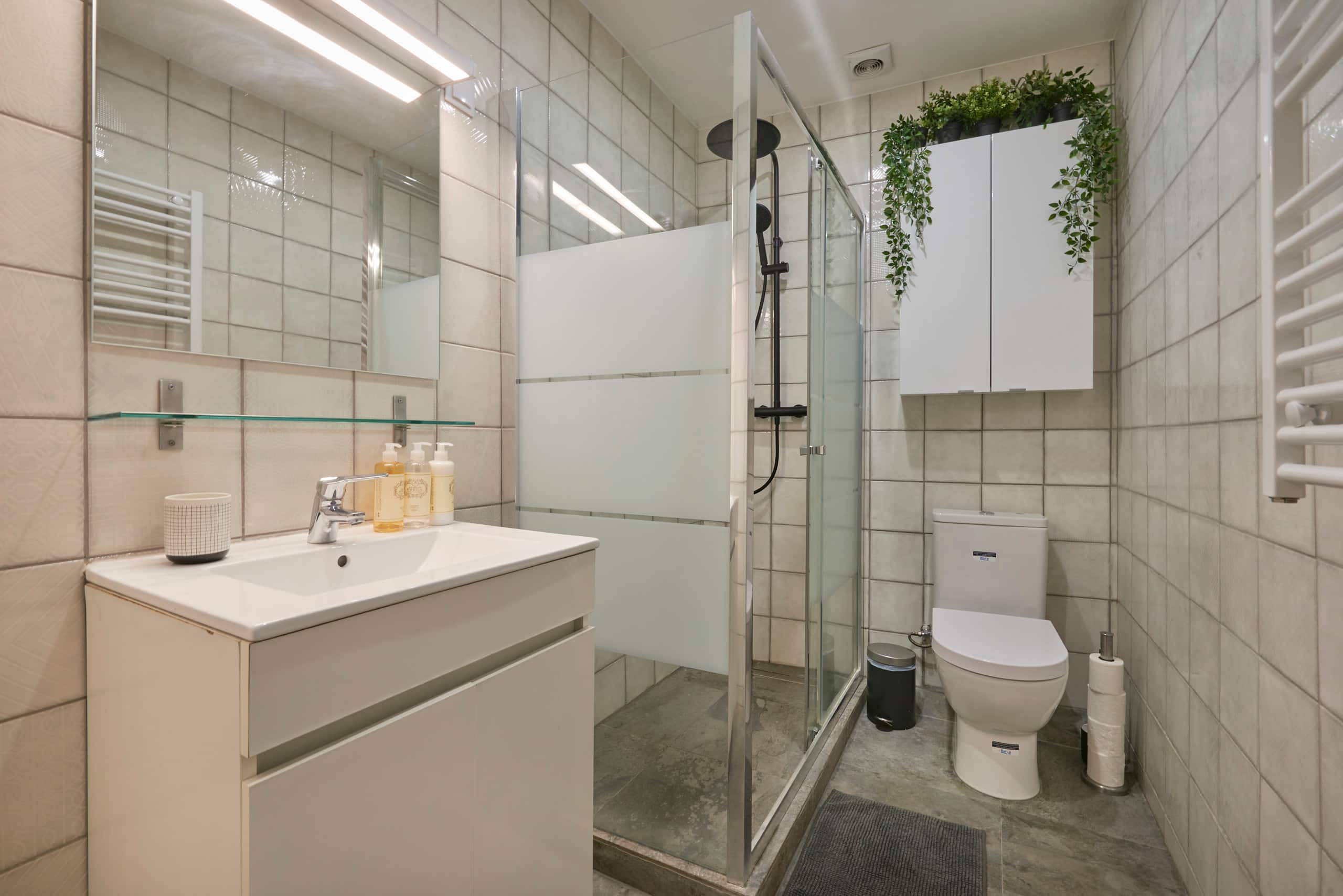 Spacious Duplex with Terrace (Air Conditioning) 33