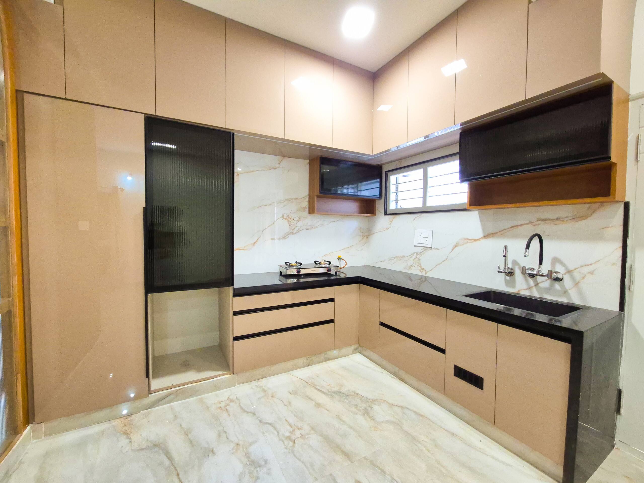 Homestay Clean Rooms with modern comforts-2BHK 8