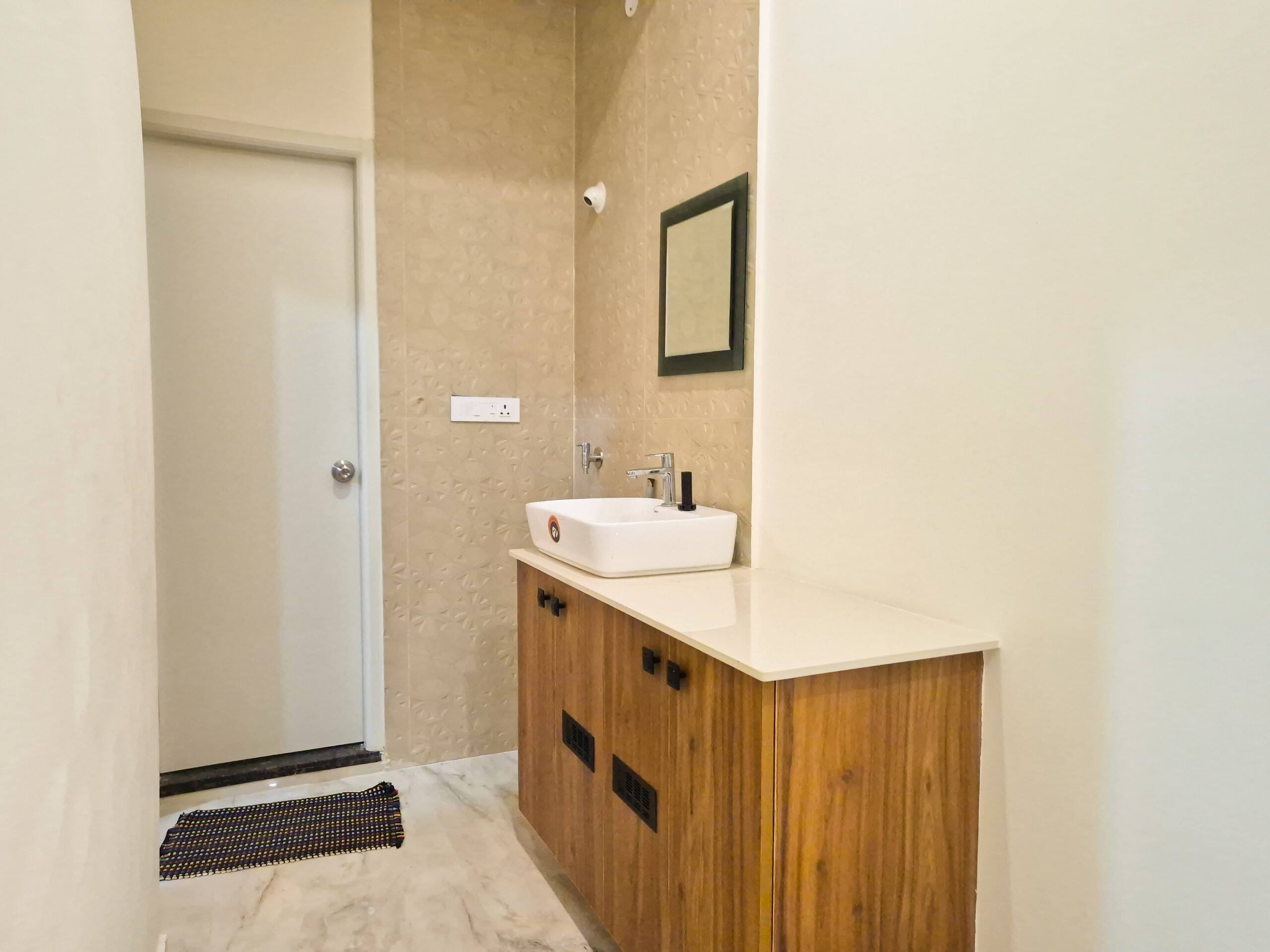 Homestay Clean Rooms with modern comforts-2BHK 18