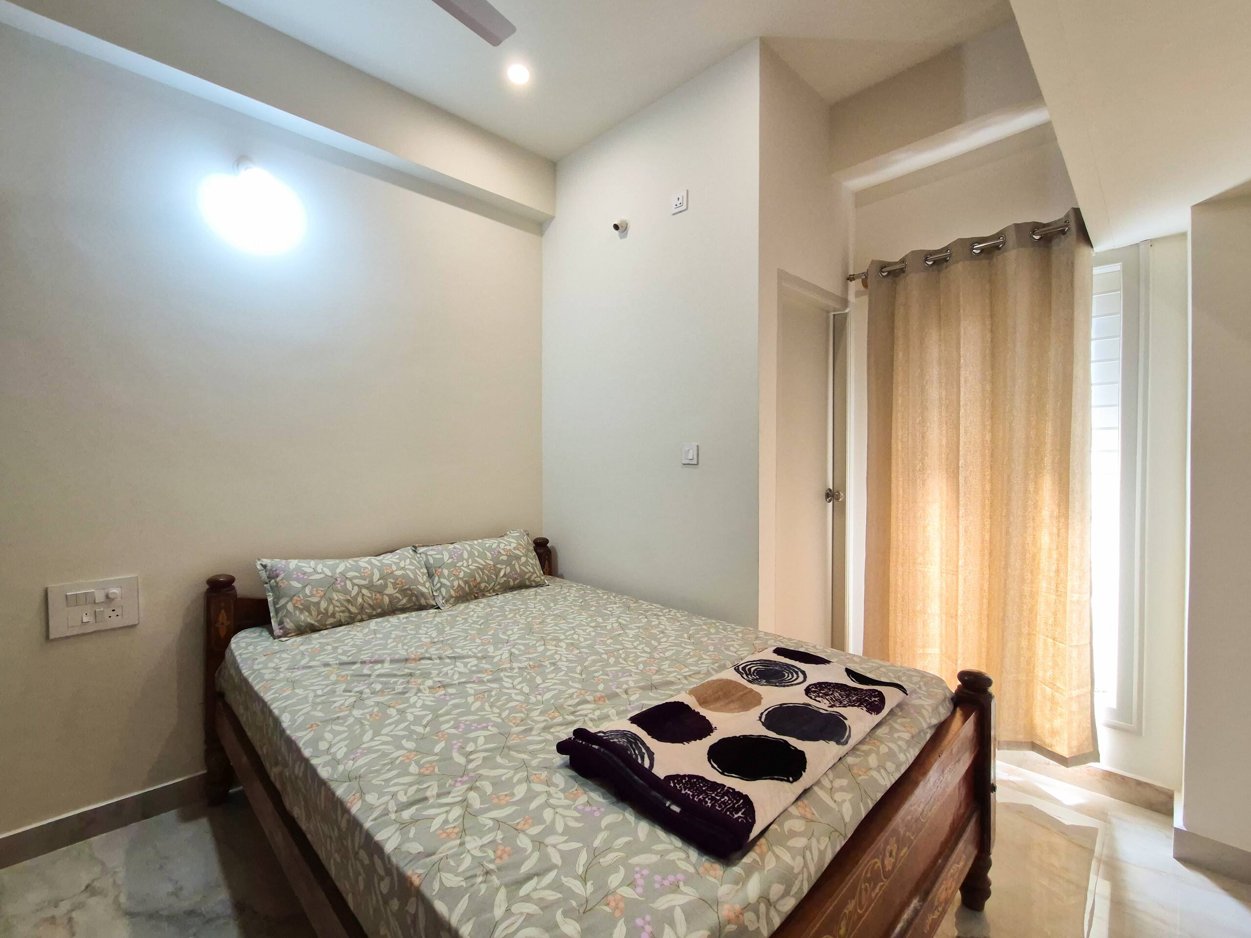Homestay Clean Rooms with modern comforts-2BHK 3