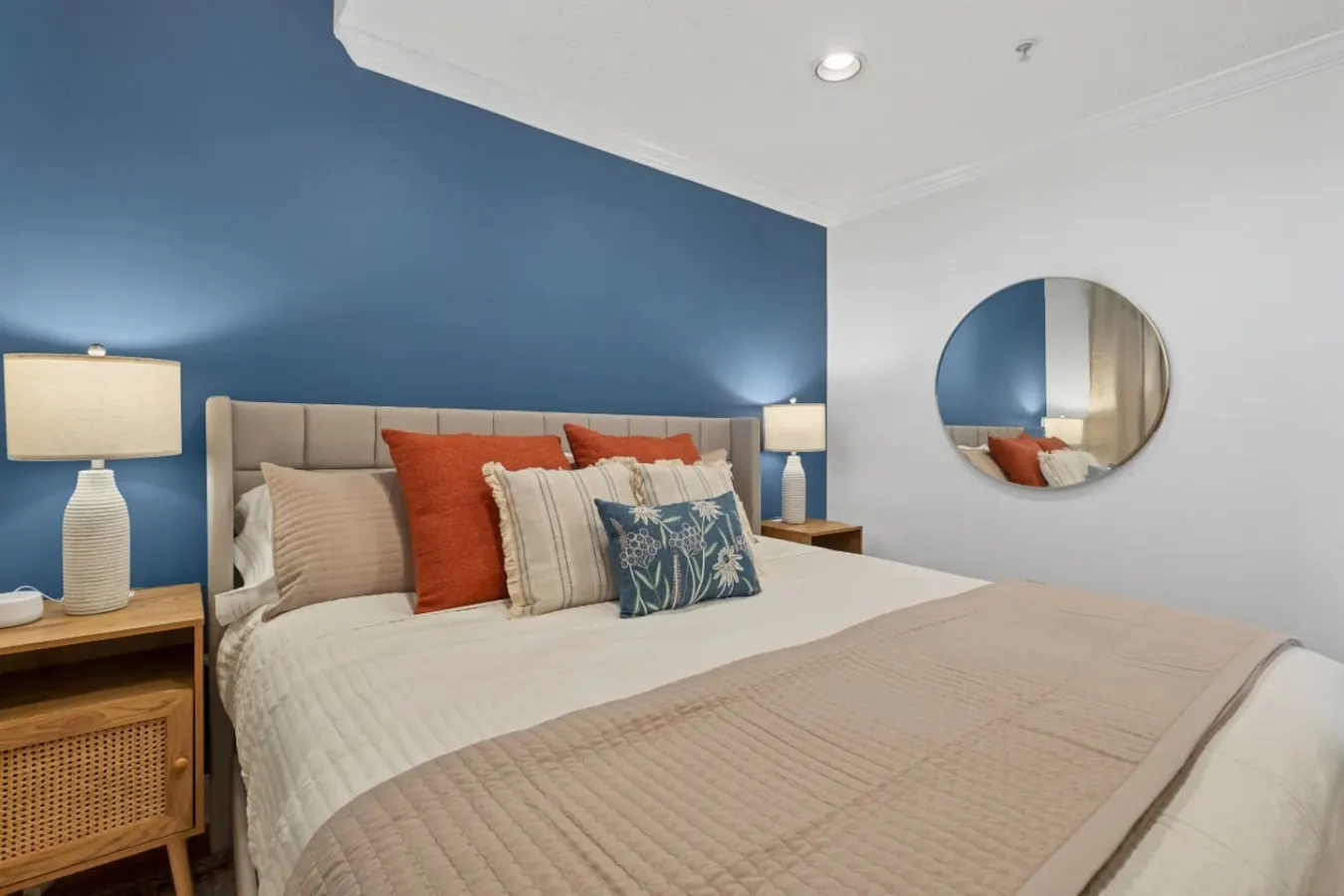 Adorable Loft Above Bella King Bed 15